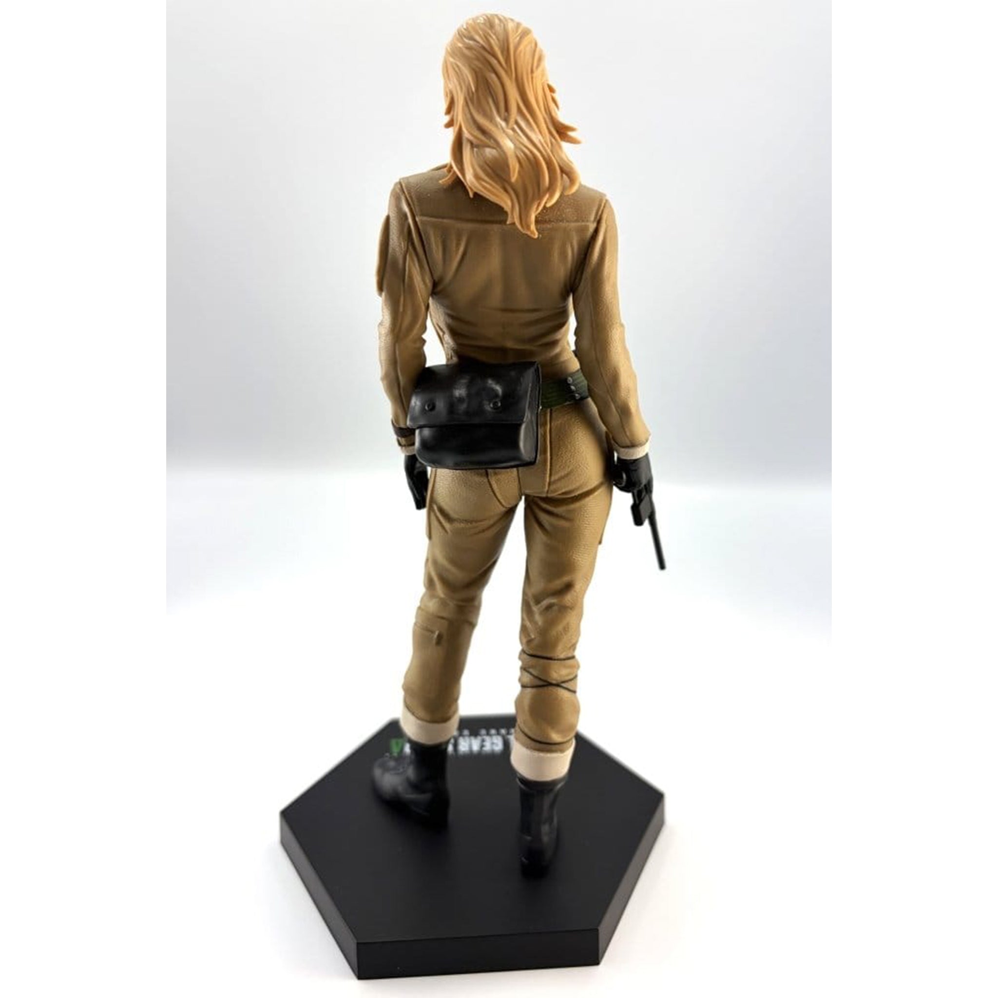 Metal Gear Solid Delta Snake Eater EVA Konami Amusement Statue