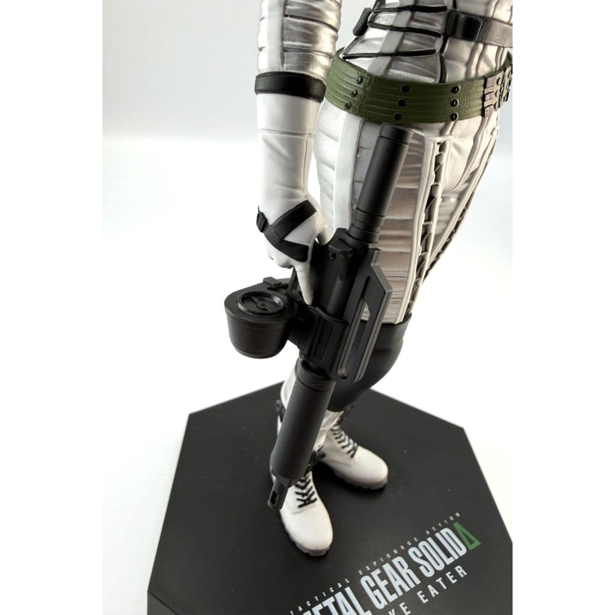 Metal Gear Solid Delta Snake Eater The Boss Konami Amusement Statue