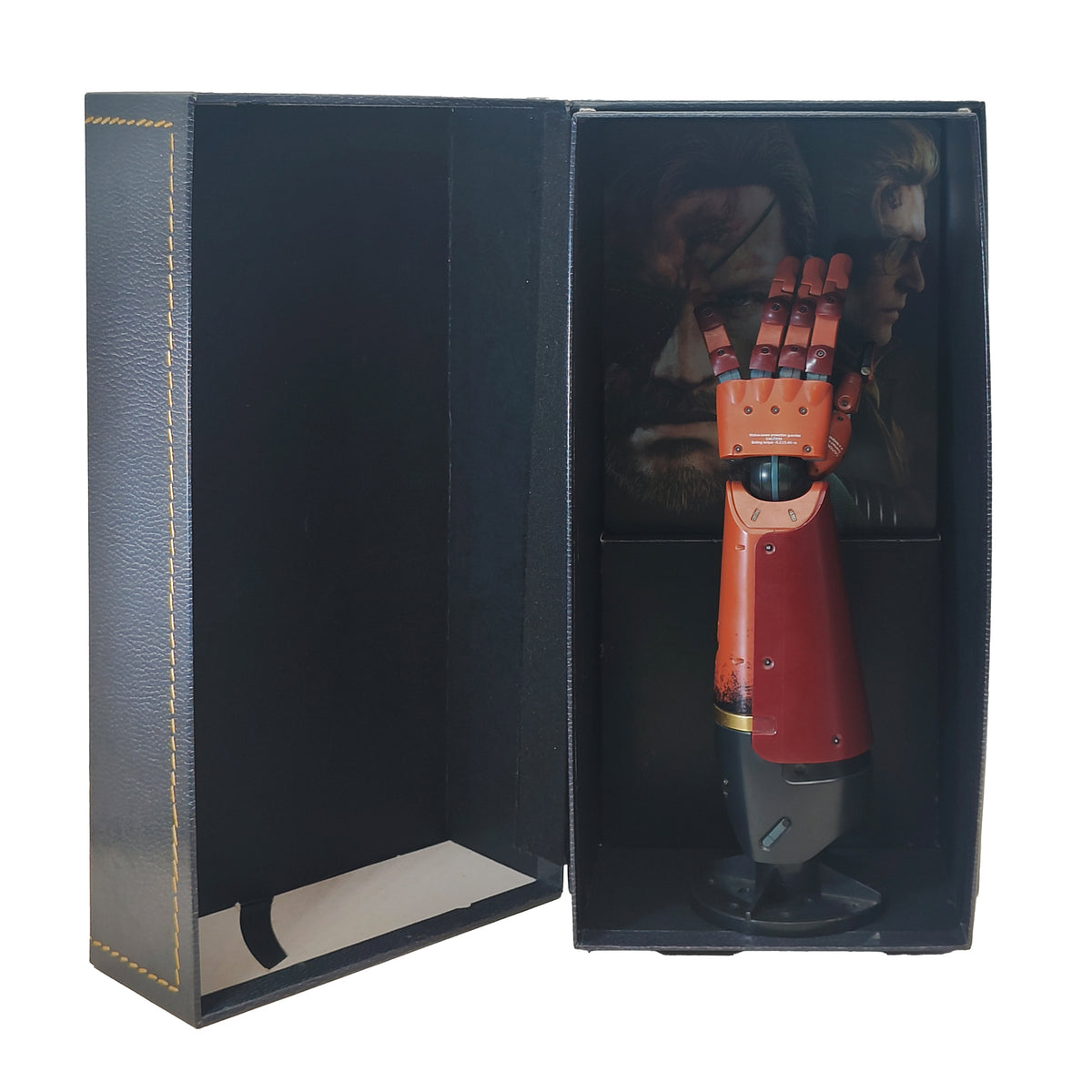 Metal Gear Solid V Phantom Pain Bionic Arm Collector's Edition Konami 2015 - photo 23 of 23