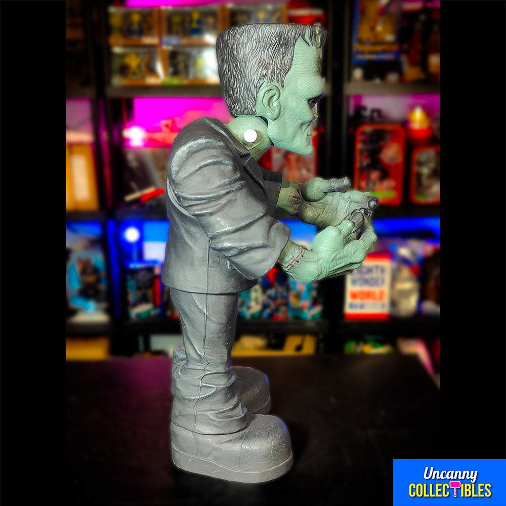 Mezco Frankenstein Universal Monsters Large 46 cm Monster Scale Figure 2012 – Universal Monsters, Mezco Toyz, 46 cm, 2012, pre-owned collector piece, Uncanny Collectibles Dublin Ireland