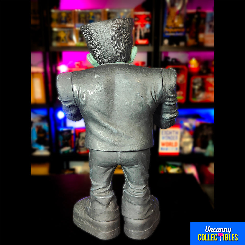 Mezco Frankenstein Universal Monsters Large 46 cm Monster Scale Figure 2012 – Universal Monsters, Mezco Toyz, 46 cm, 2012, pre-owned collector piece, Uncanny Collectibles Dublin Ireland