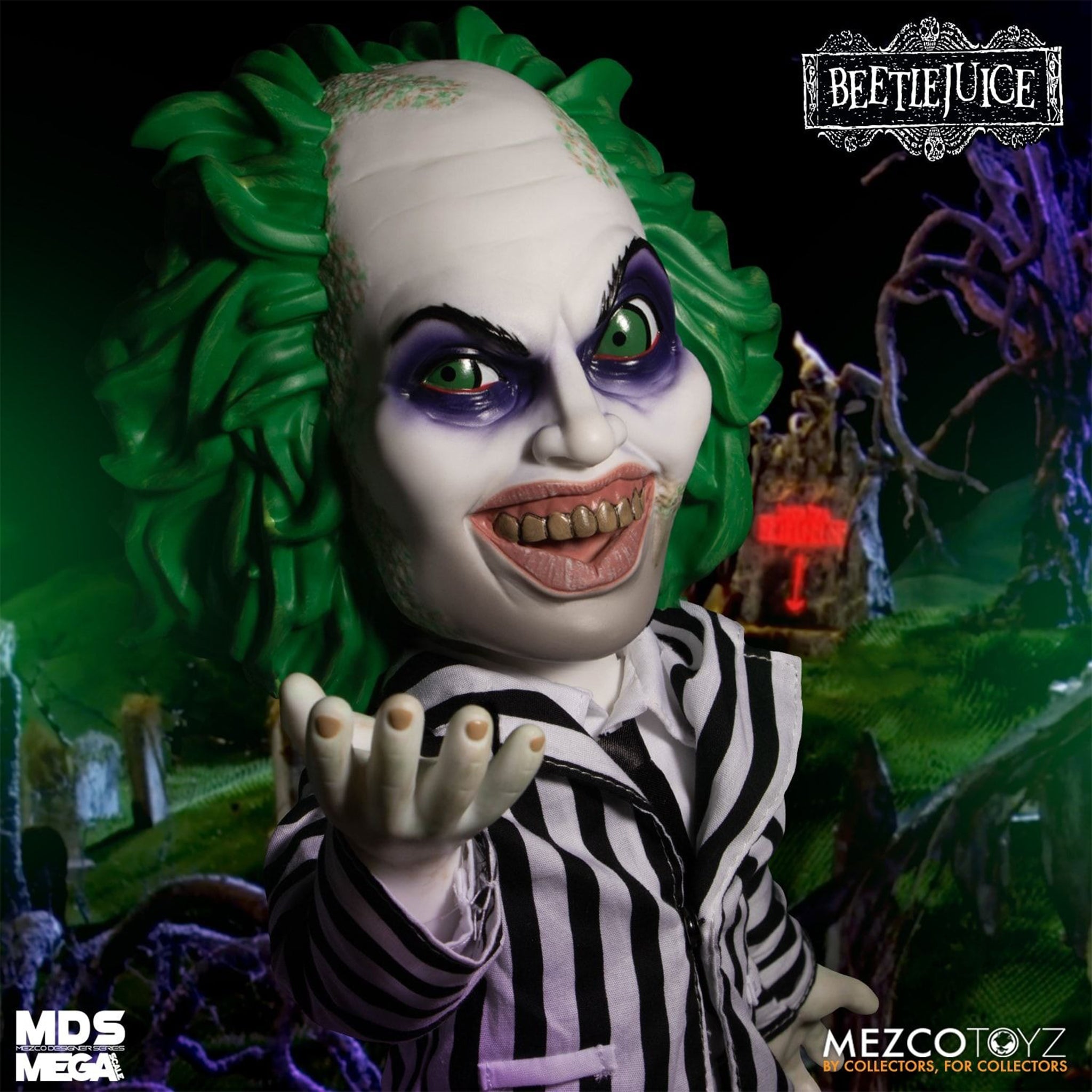 Beetlejuice MDS Mega Scale Mezco Toyz Figure with Sound – photo 2 of 8