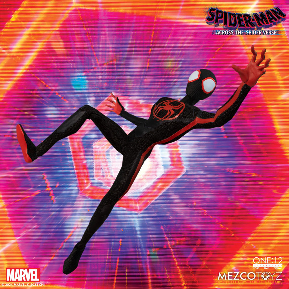 Spider-Man Miles Morales Mezco Toyz One:12 Collective Action Figure – photo 13 of 16