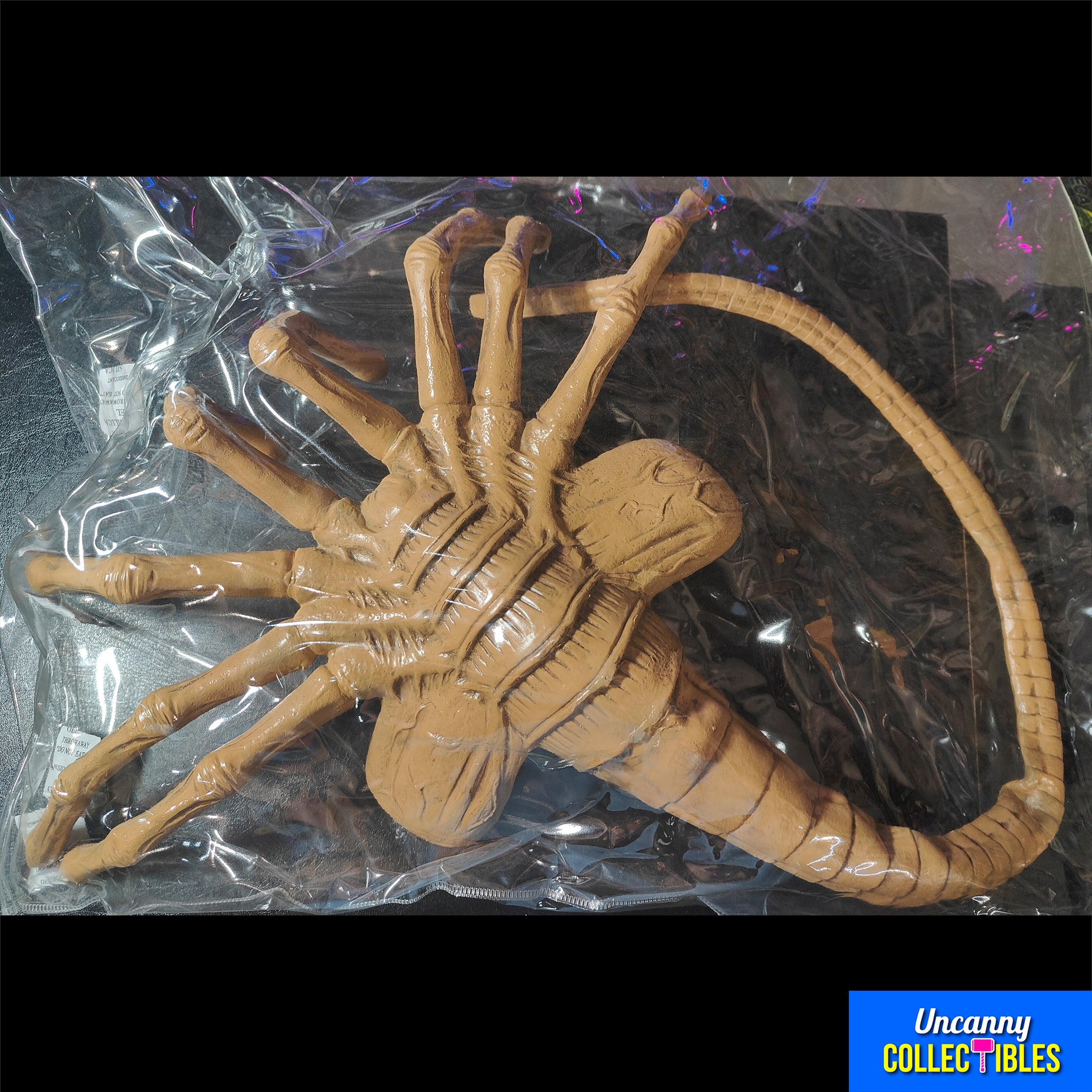 NECA Aliens Facehugger 1:1 Foam Replica Prop – Alien, NECA, 105 cm, 2023, brand new collector item, Uncanny Collectibles Dublin Ireland