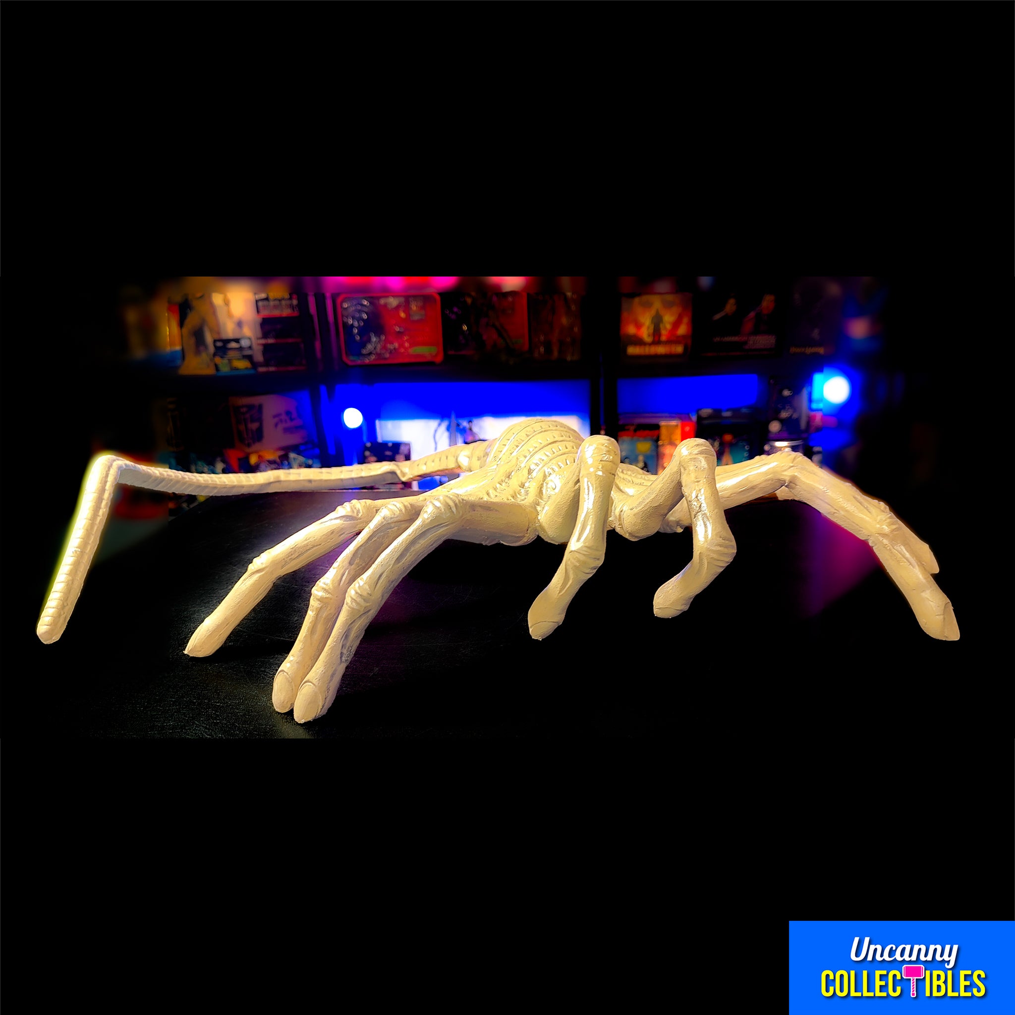 NECA Aliens Facehugger 1:1 Foam Replica Prop – Alien, NECA, 105 cm, 2023, brand new collector item, Uncanny Collectibles Dublin Ireland