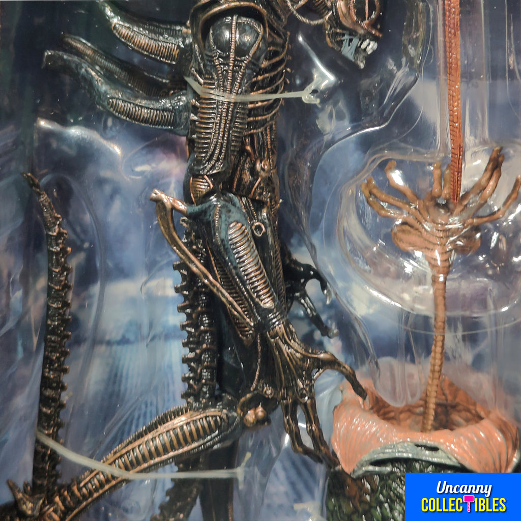 Aliens Ultimate Warrior Xenomorph NECA Figure - photo 34 of 37