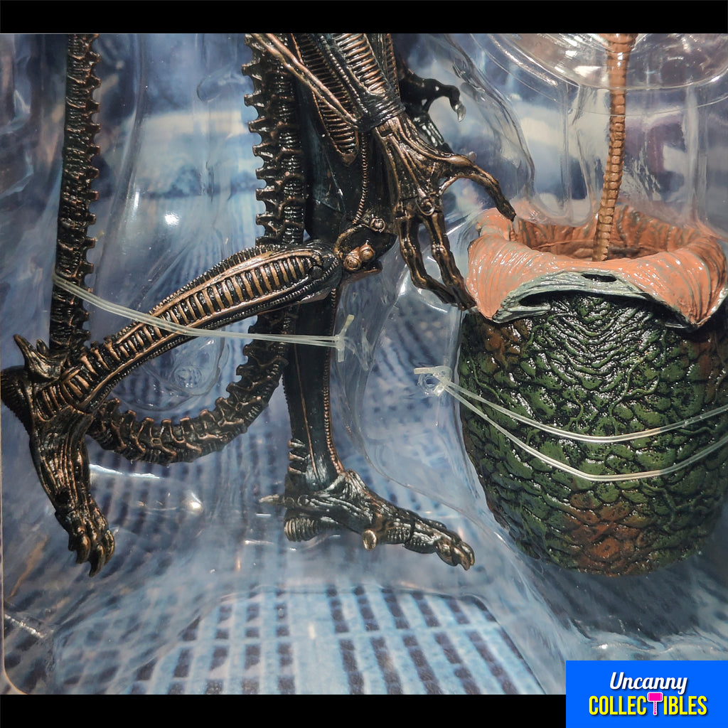Aliens Ultimate Warrior Xenomorph NECA Figure - photo 35 of 37