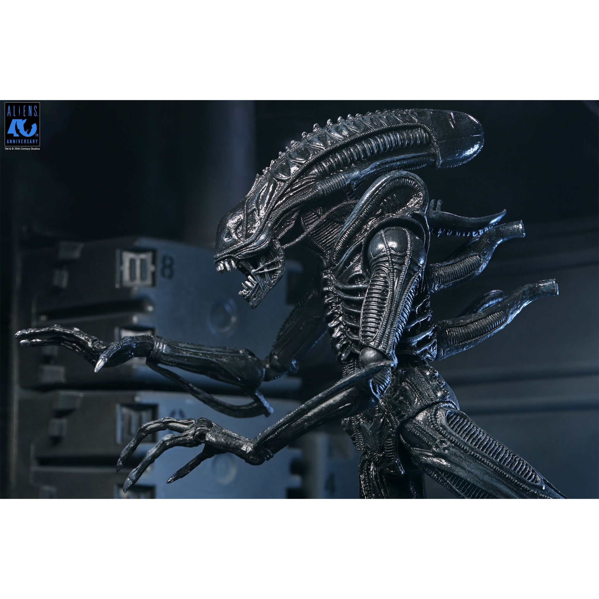 NECA Aliens Ultimate Warrior Xenomorph Action Figure – photo 7 of 23