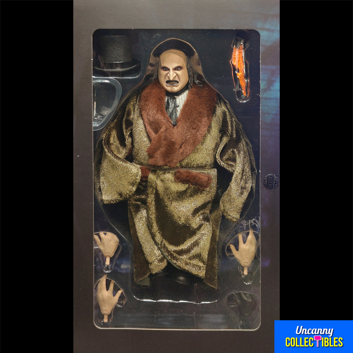 Batman Returns 1992 Penguin Danny DeVito Clothed NECA Figure - photo 2 of 22