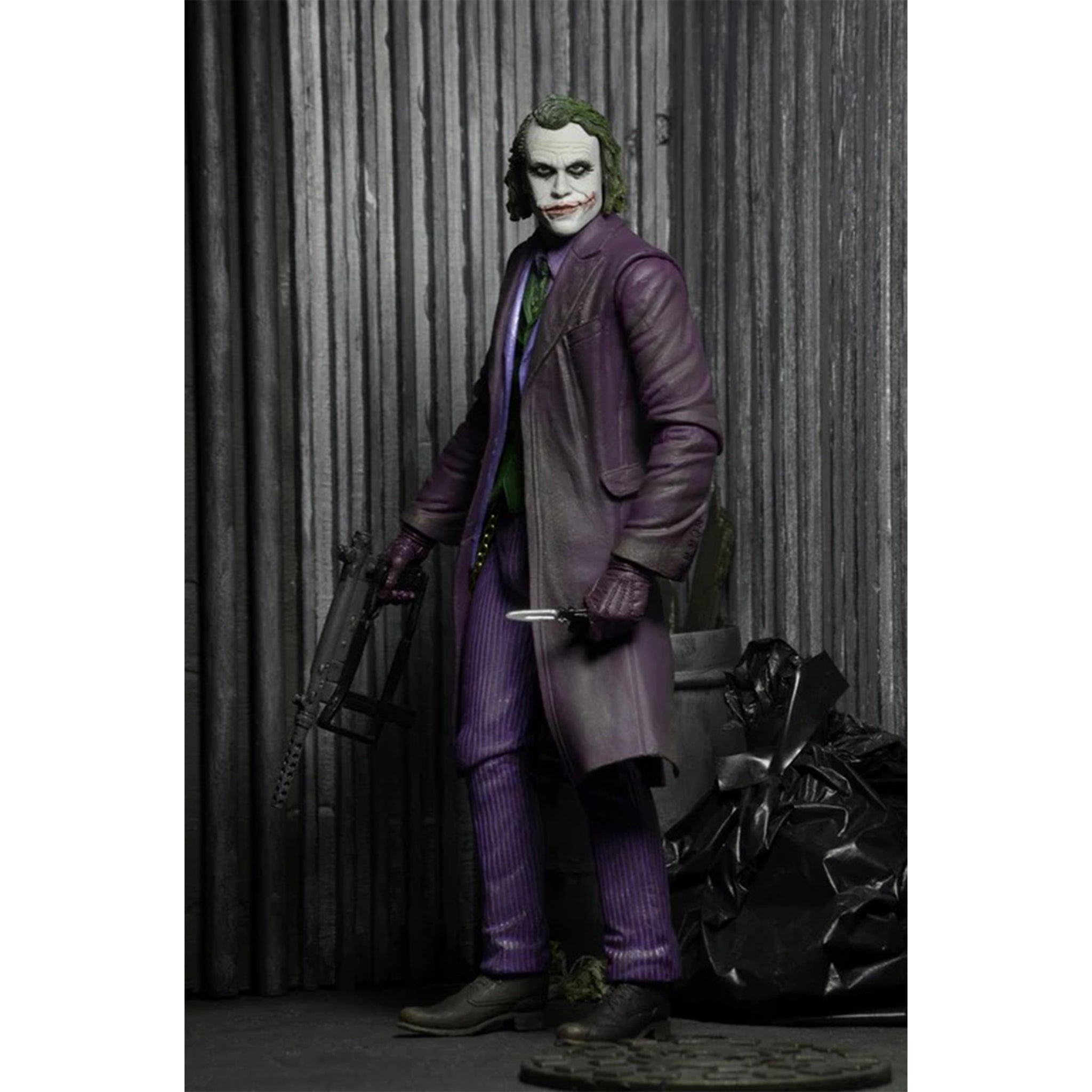 NECA Batman The Dark Knight Joker Heath Ledger 1/4 Scale Action Figure – photo 4 of 8
