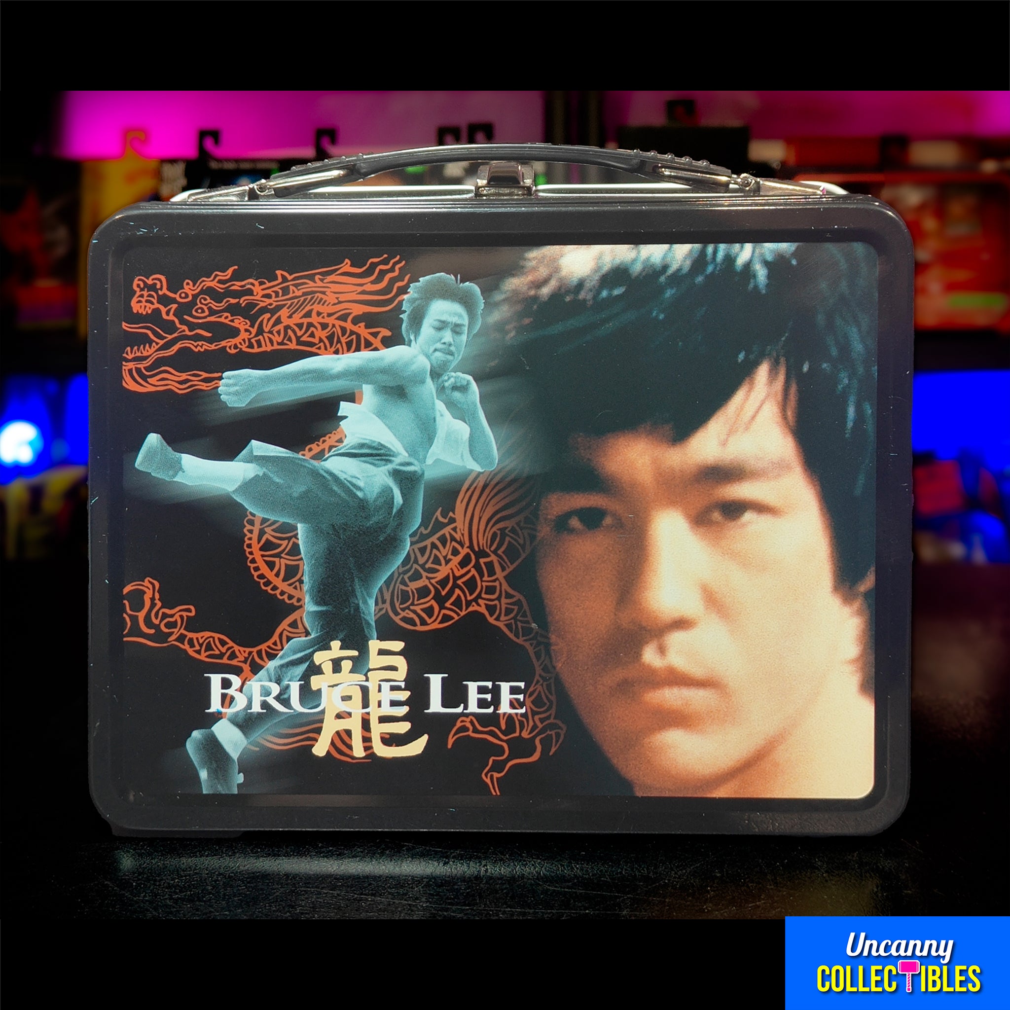 NECA Bruce Lee Limited Edition Metal Lunch Box and Flask Set – Bruce Lee, NECA, 20 cm, pre-owned collector piece, Uncanny Collectibles Dublin Ireland