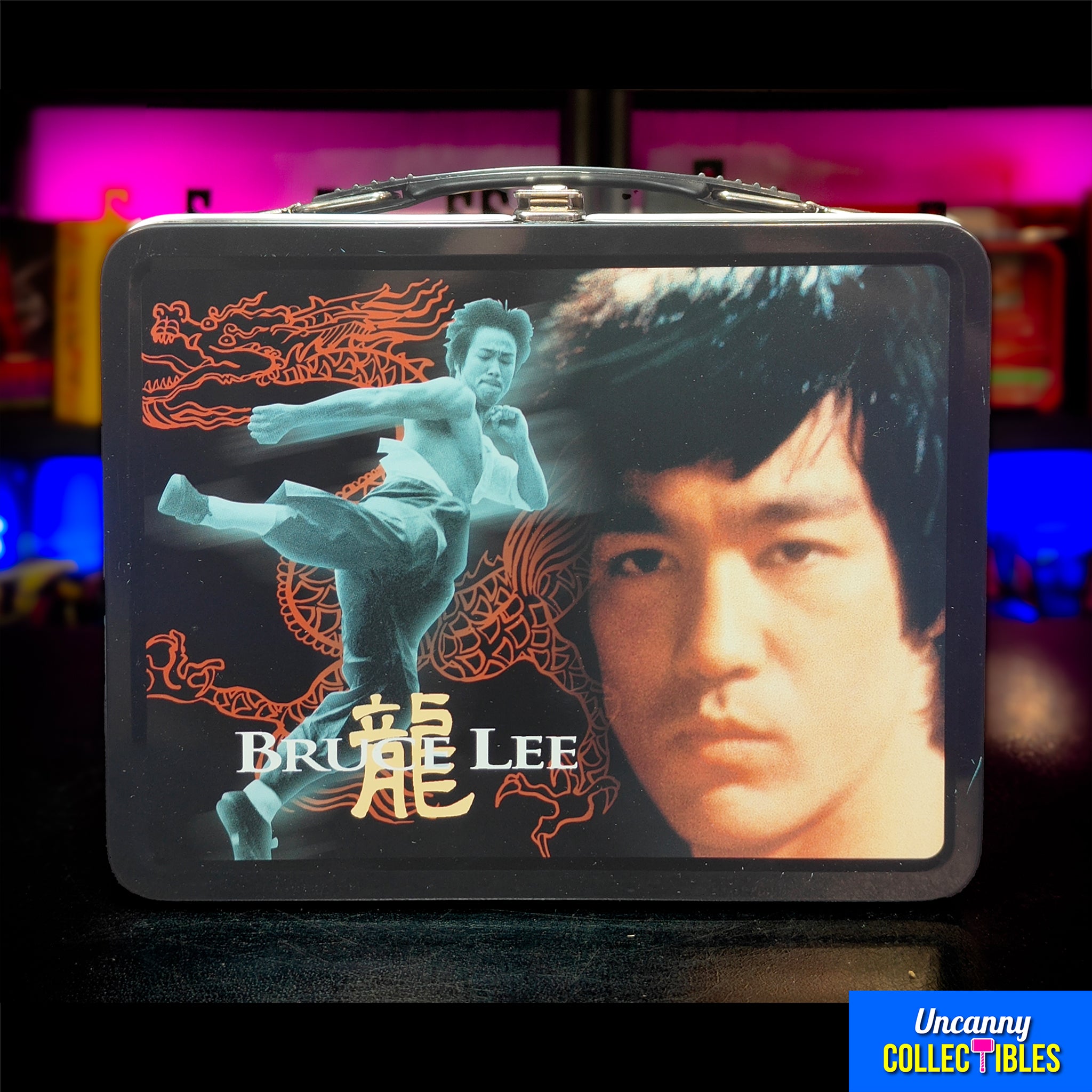 NECA Bruce Lee Limited Edition Metal Lunch Box and Flask Set – Bruce Lee, NECA, 20 cm, pre-owned collector piece, Uncanny Collectibles Dublin Ireland