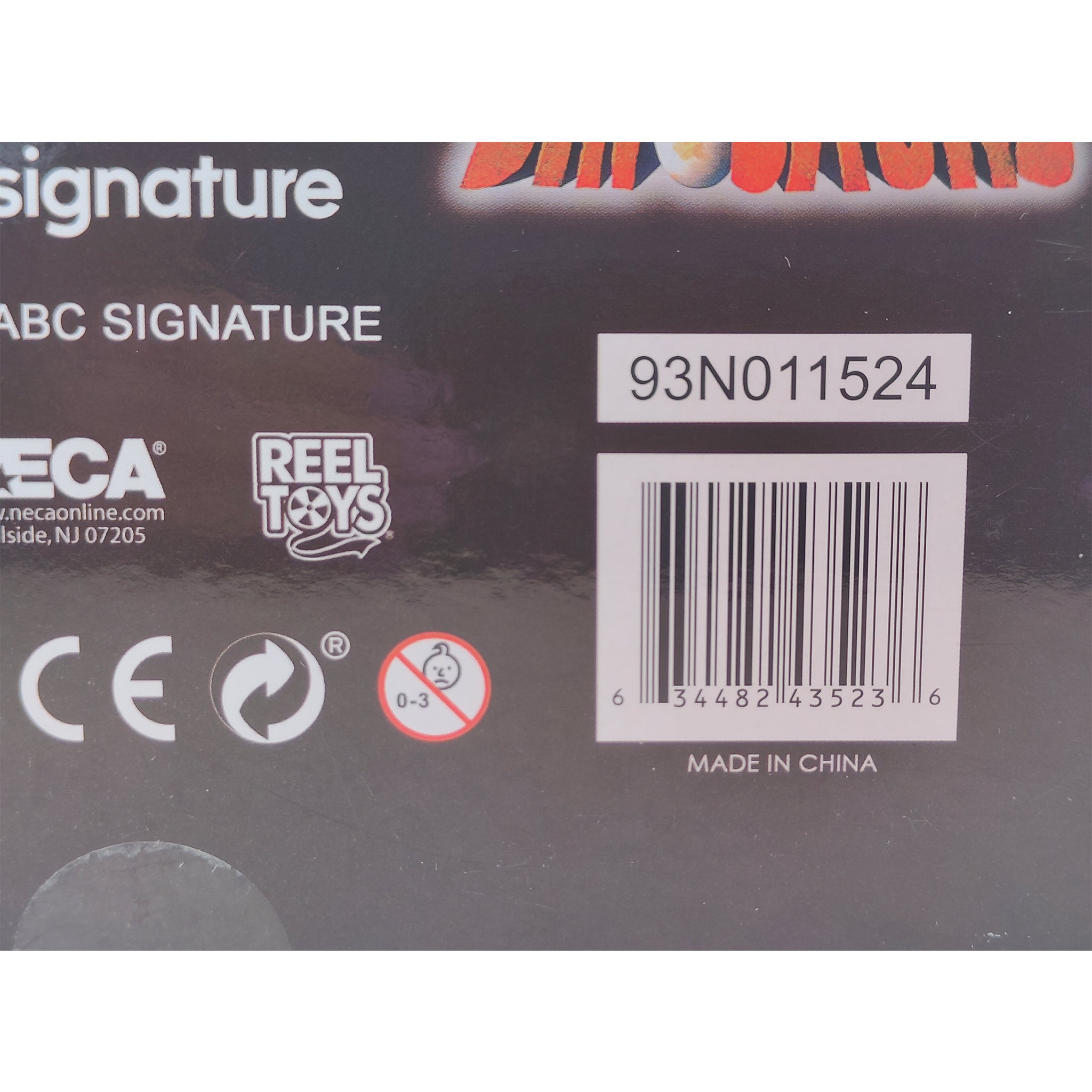 NECA Dinosaurs Captain Impressive Earl Sinclair SDCC 2024 Action Figure 18cm – Dinosaurs, NECA, 18 cm, 2024, pre-owned collector piece, Uncanny Collectibles Dublin Ireland