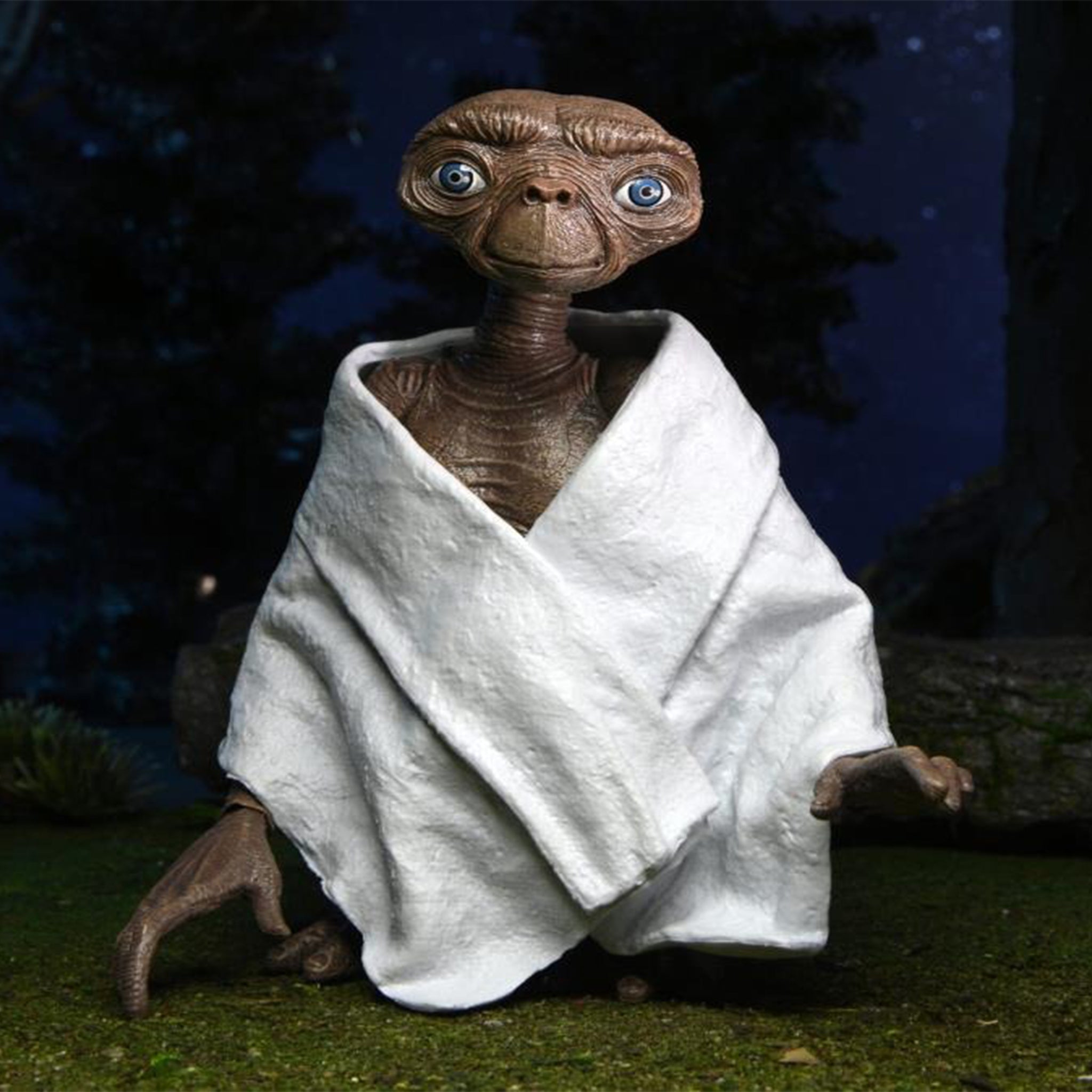 NECA E.T. the Extra-Terrestrial 40th Anniversary Ultimate Action Figure – Movie Icons & Heroes, NECA, 18 cm, brand new collector item, Uncanny Collectibles Dublin Ireland