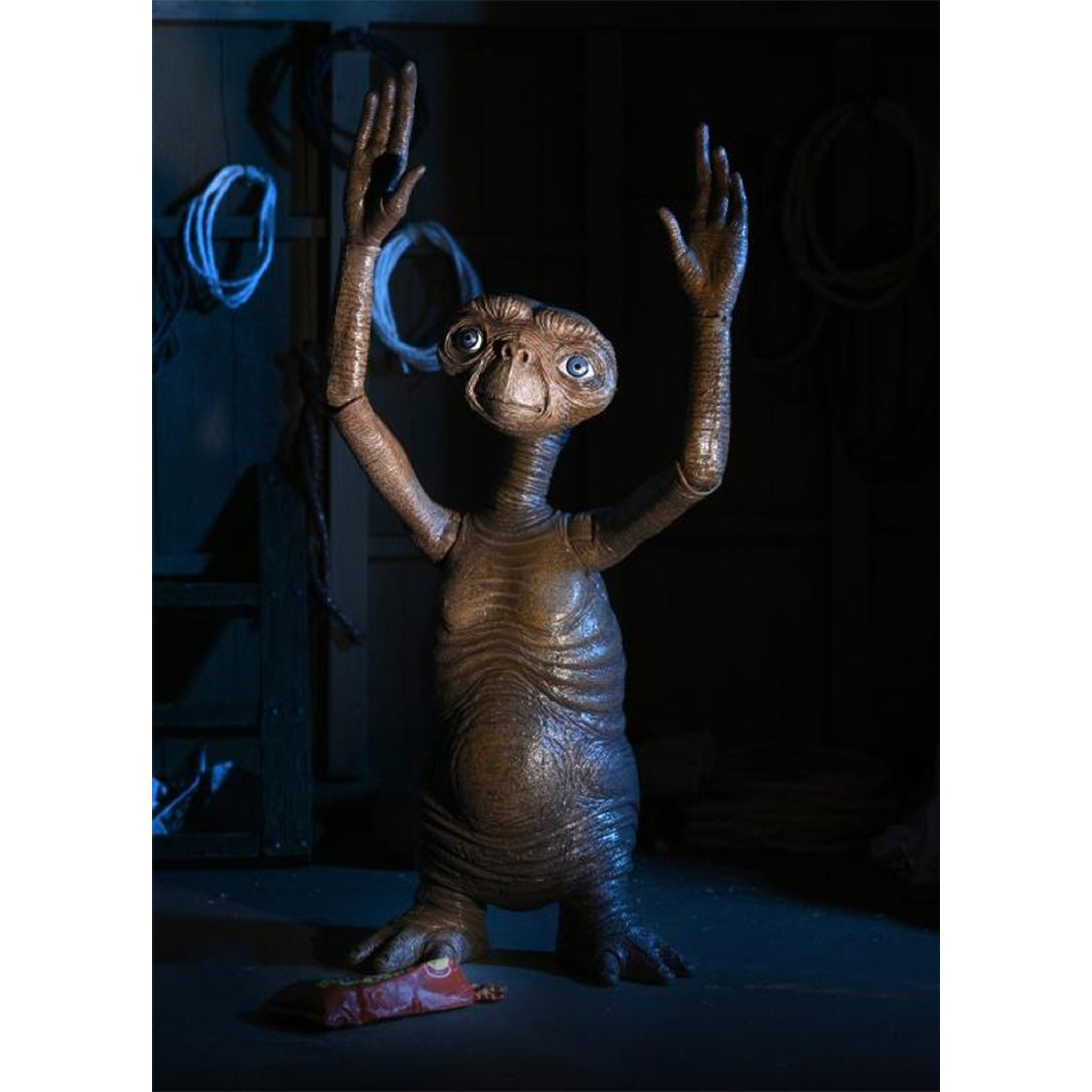 NECA E.T. the Extra-Terrestrial 40th Anniversary Ultimate Action Figure – Movie Icons & Heroes, NECA, 18 cm, brand new collector item, Uncanny Collectibles Dublin Ireland