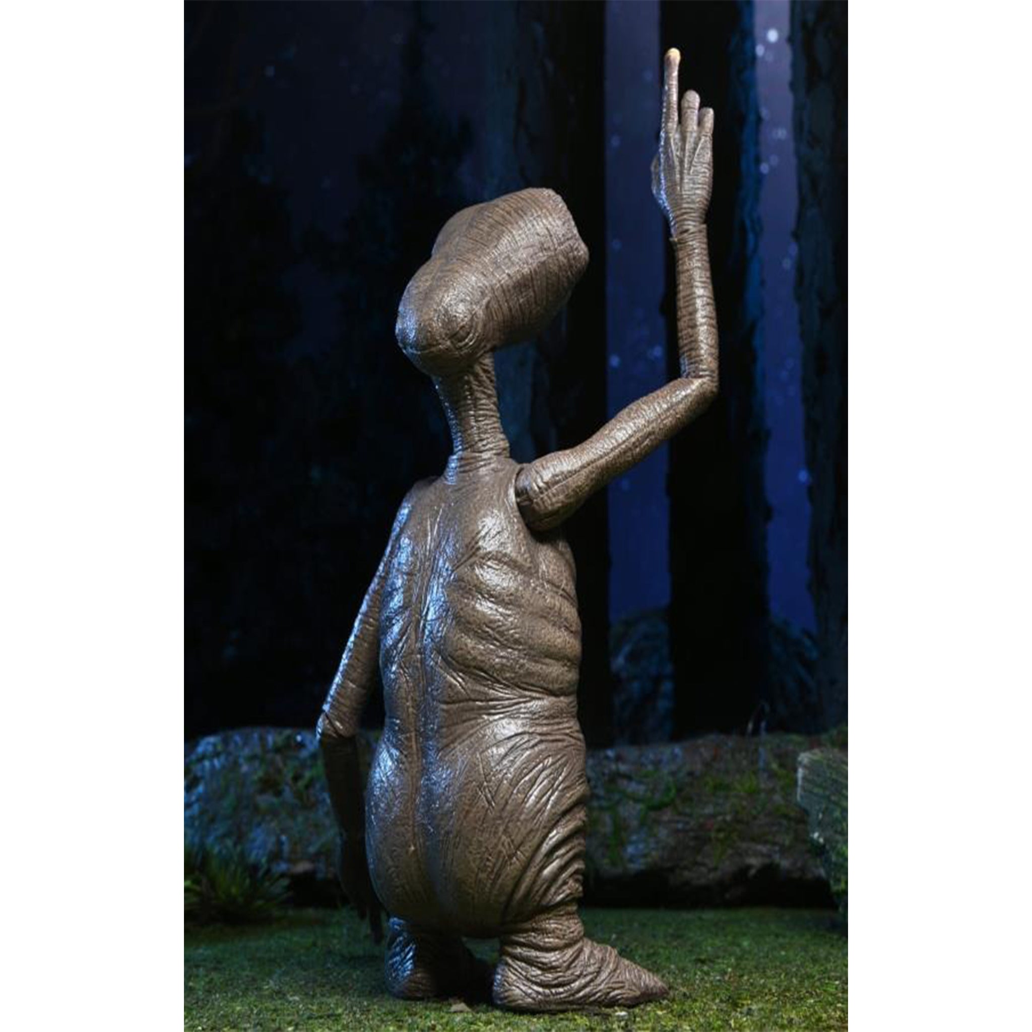 NECA E.T. the Extra-Terrestrial 40th Anniversary Ultimate Action Figure – Movie Icons & Heroes, NECA, 18 cm, brand new collector item, Uncanny Collectibles Dublin Ireland