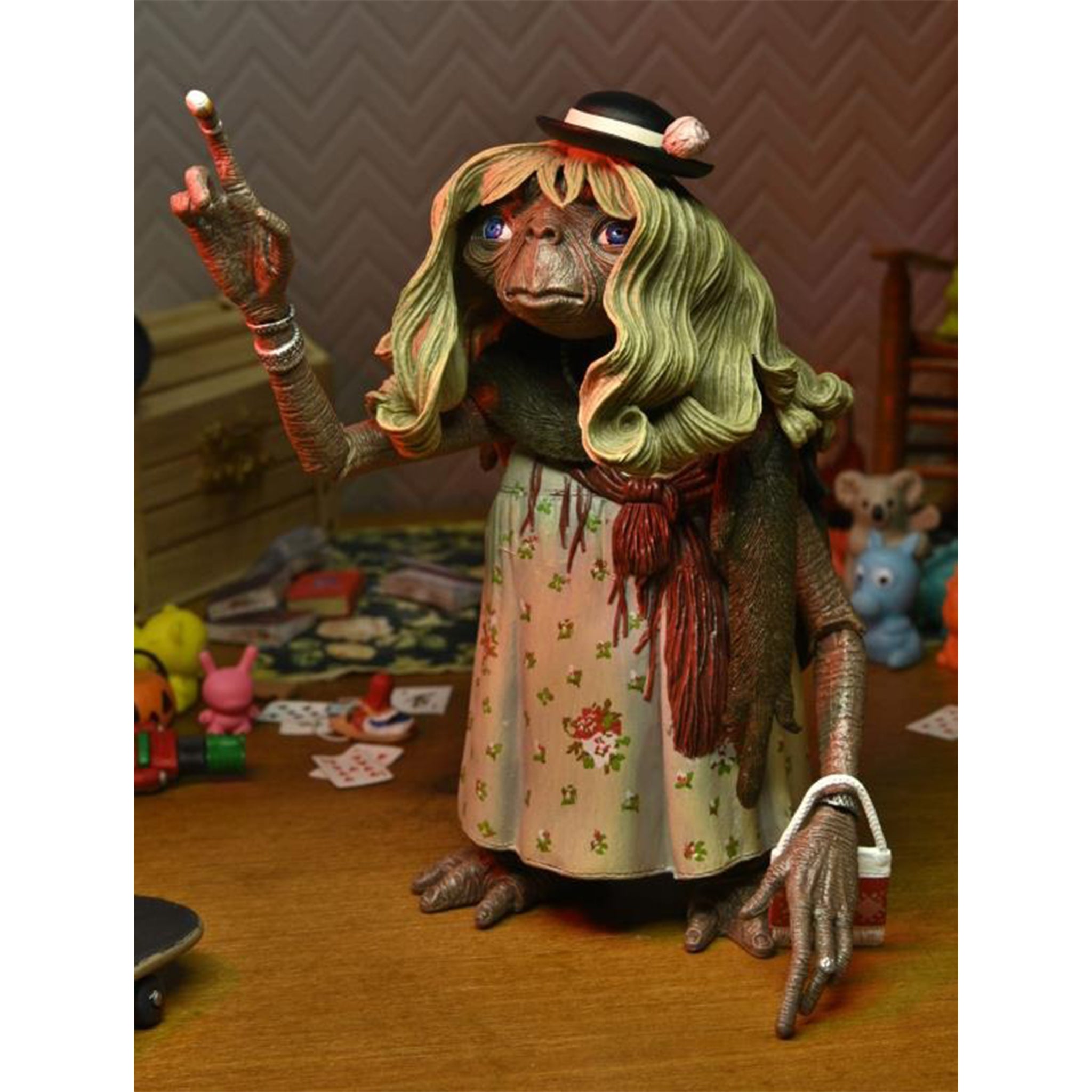 NECA E.T. the Extra-Terrestrial 40th Anniversary Ultimate Action Figure – Movie Icons & Heroes, NECA, 18 cm, brand new collector item, Uncanny Collectibles Dublin Ireland