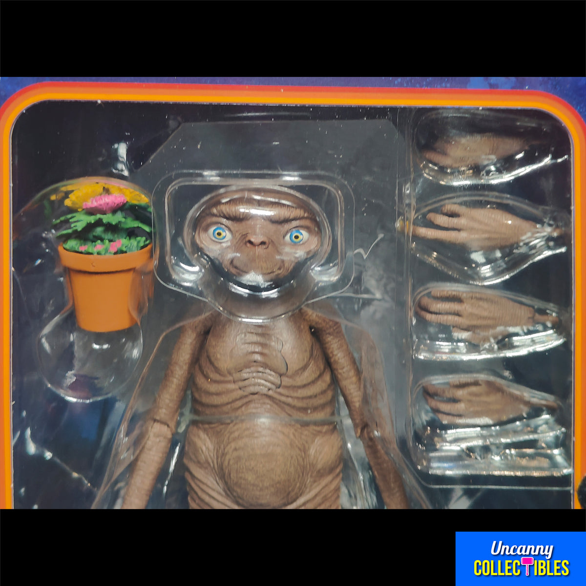 E.T. Extra-Terrestrial Ultimate Deluxe 40th Anniversary NECA Figure - photo 3 of 15