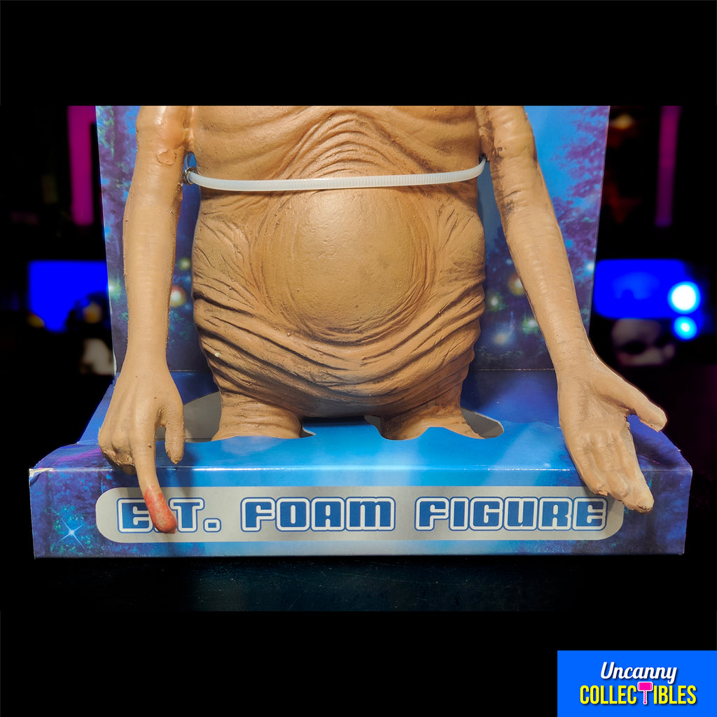 NECA E.T. the Extra-Terrestrial Stunt Puppet 30cm
