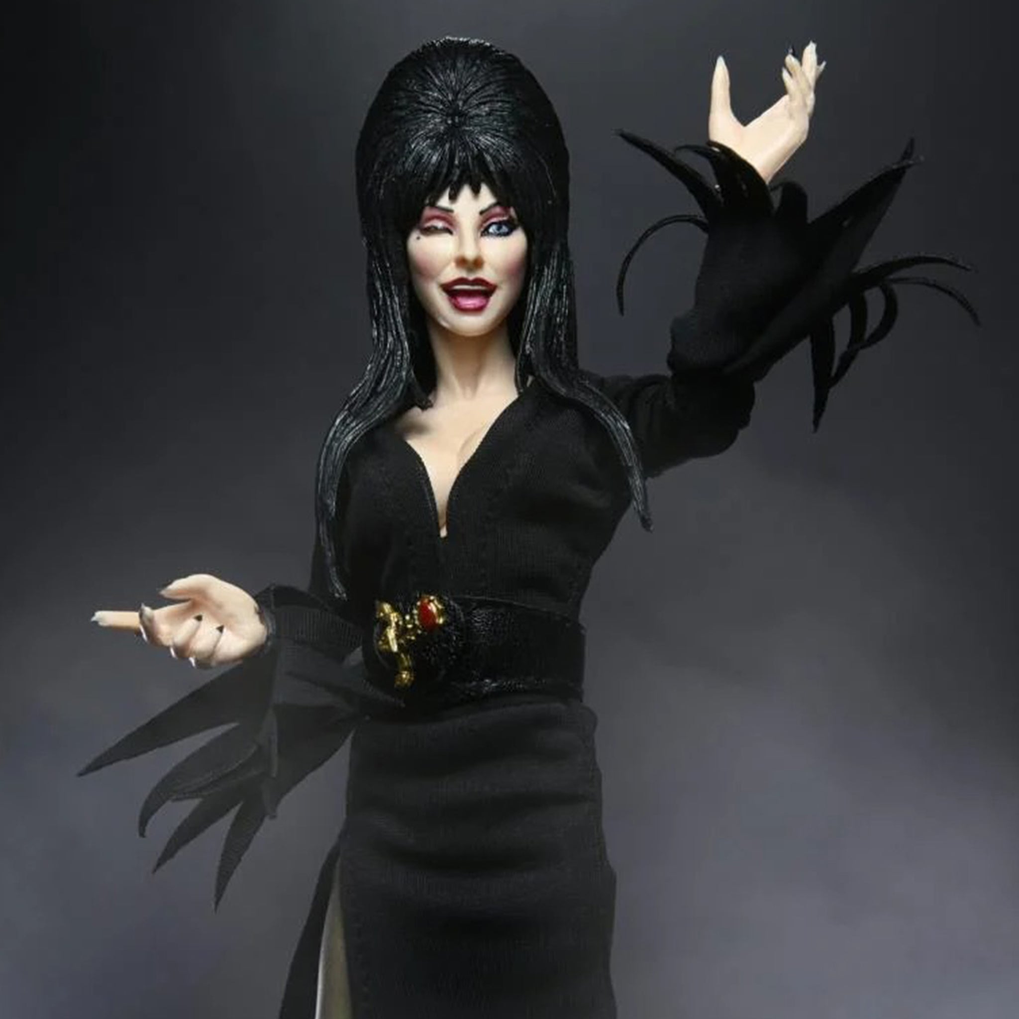 NECA Elvira Mistress Of The Dark Retro Clothed Action Figure – Horror, NECA, 20 cm, brand new collector item, Uncanny Collectibles Dublin Ireland