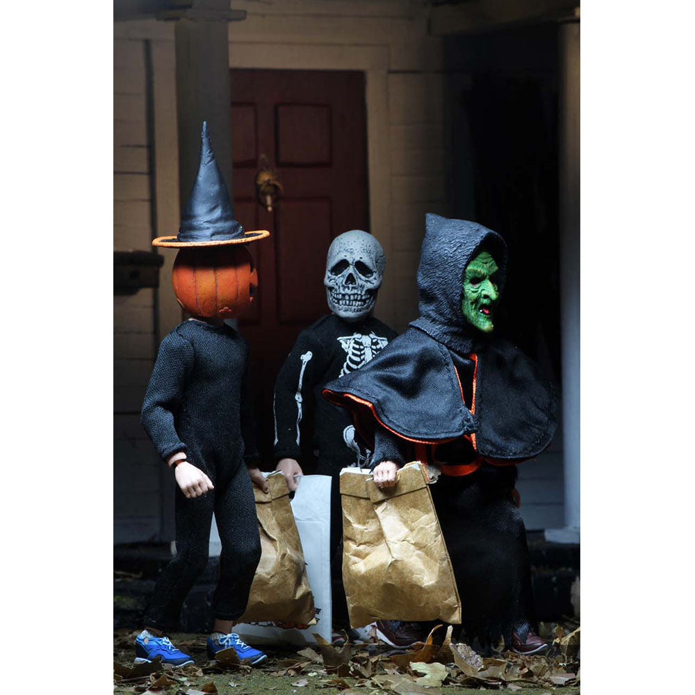 NECA Halloween 3 Season Of The Witch Trick Or Treaters Retro Clothed Action Figure 3-Pack 15cm – Halloween, NECA, 15 cm, brand new collector item, Uncanny Collectibles Dublin Ireland