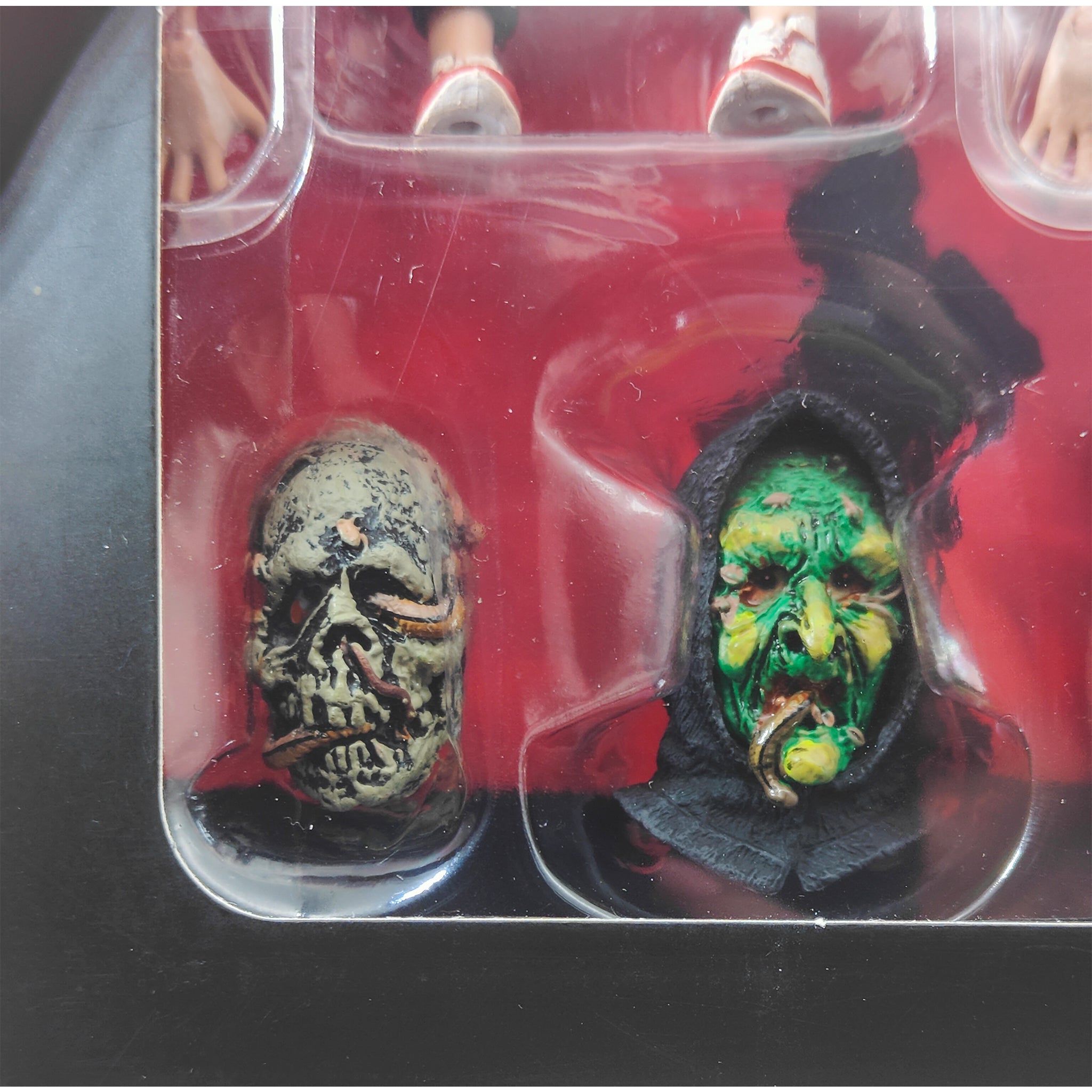 NECA Halloween 3 Season Of The Witch Trick Or Treaters Retro Clothed Action Figure 3-Pack 2020 15cm – Halloween, NECA, 15 cm, 2020, pre-owned collector piece, Uncanny Collectibles Dublin Ireland