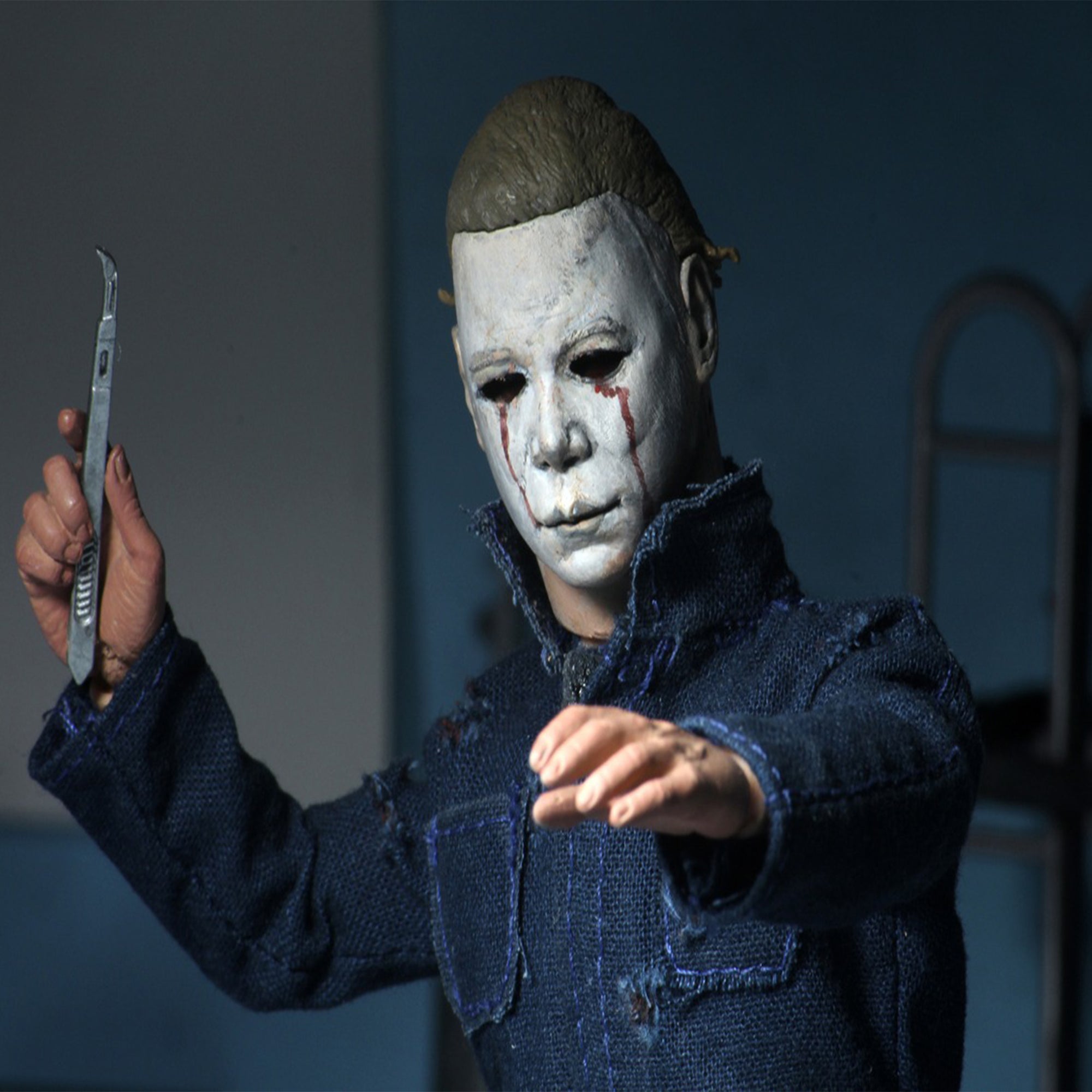 NECA Halloween II 1981 Michael Myers Retro Clothed Action Figure 20cm