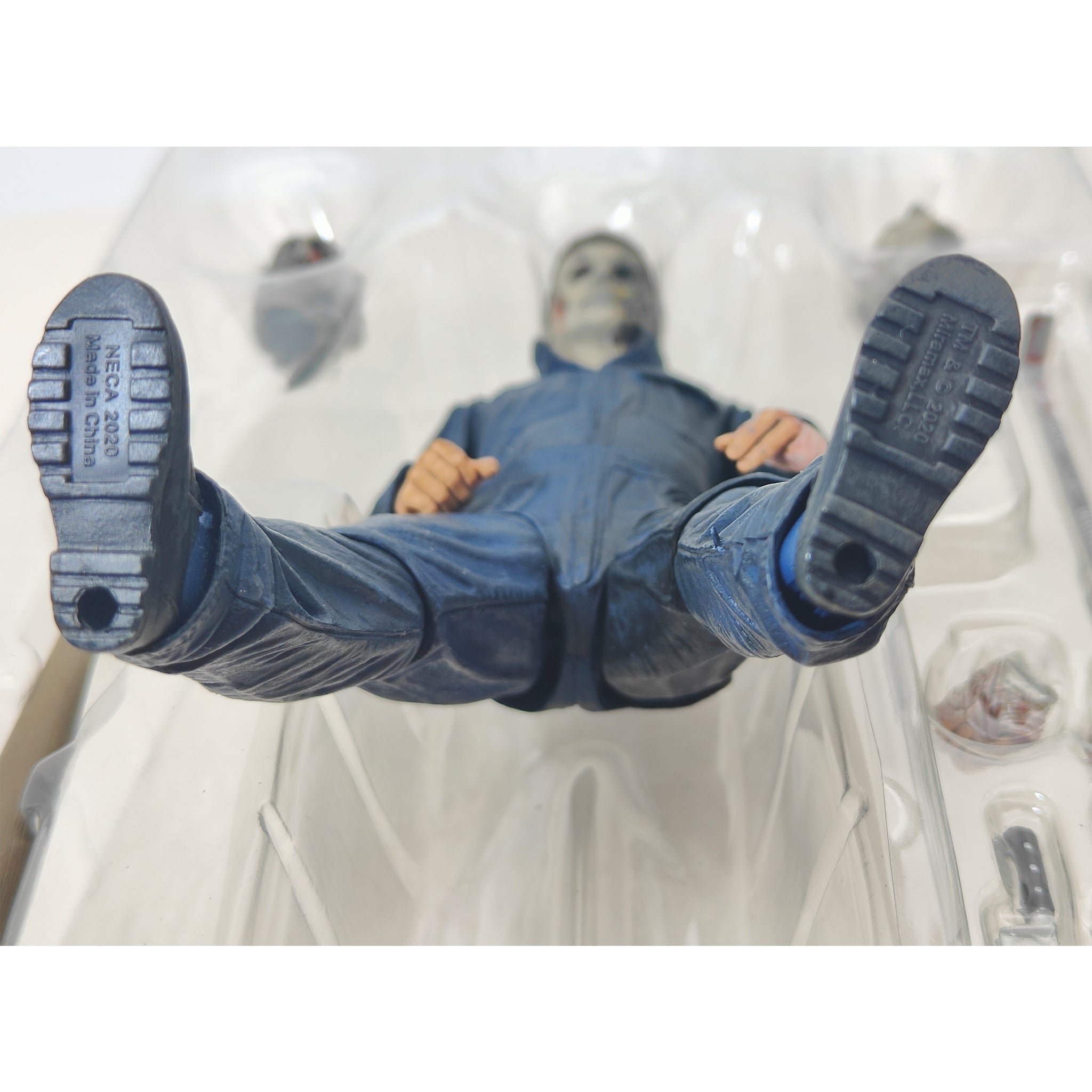 NECA Halloween Kills Ultimate Michael Myers Action Figure 2022 18cm – Halloween, NECA, 18 cm, 2022, pre-owned collector piece, Uncanny Collectibles Dublin Ireland