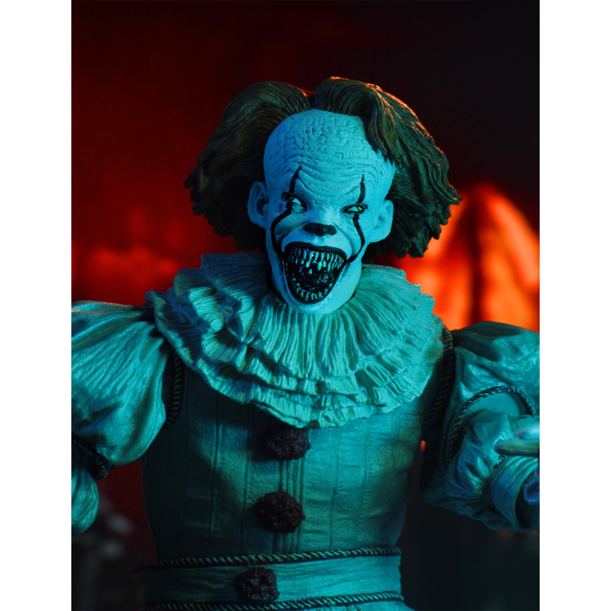NECA IT 2017 Ultimate Well House Pennywise Action Figure 2024 18cm