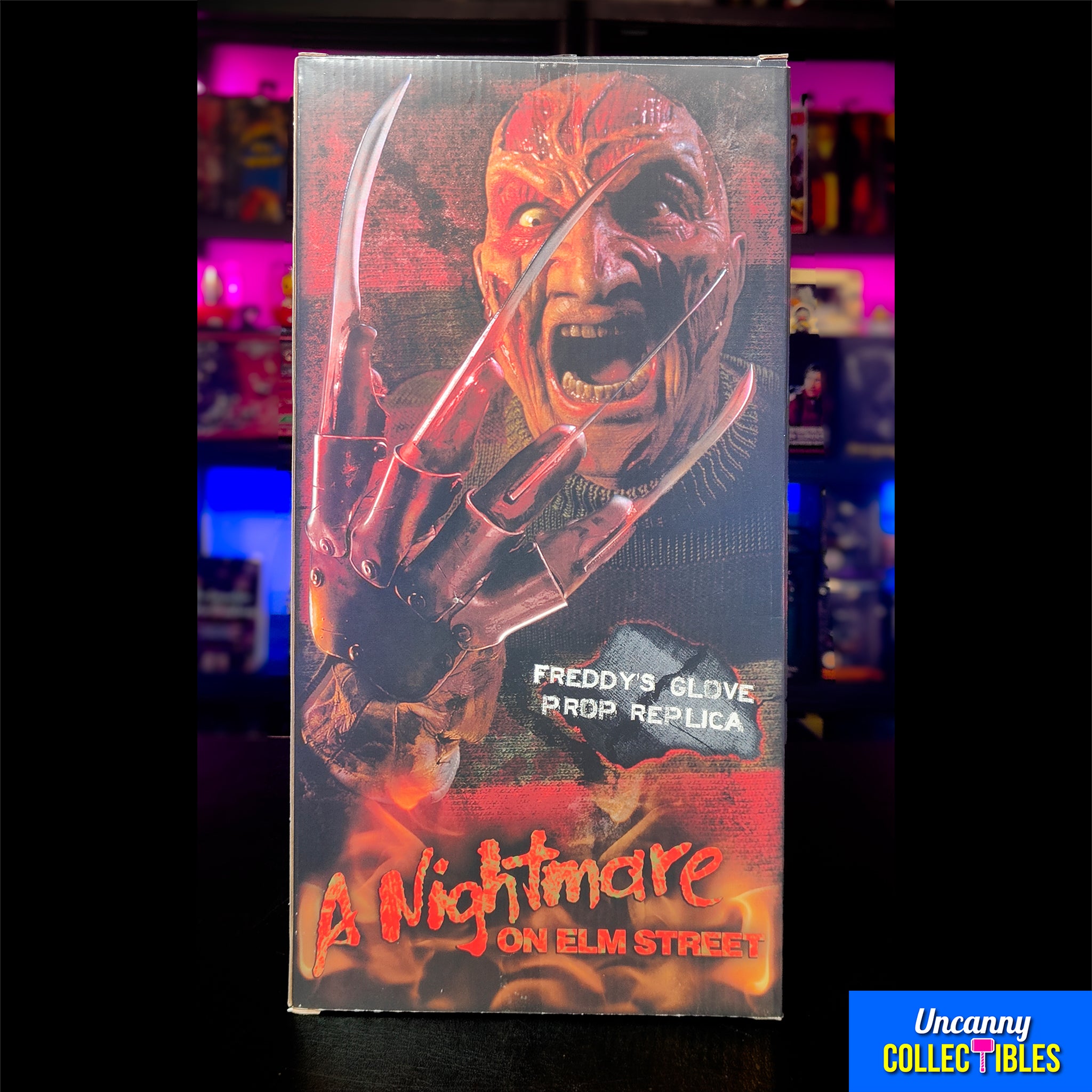 NECA Nightmare On Elm Street 1984 Freddy Krueger Glove Prop Replica – Nightmare on Elm Street, NECA, 30 cm, 2022, brand new collector item, Uncanny Collectibles Dublin Ireland