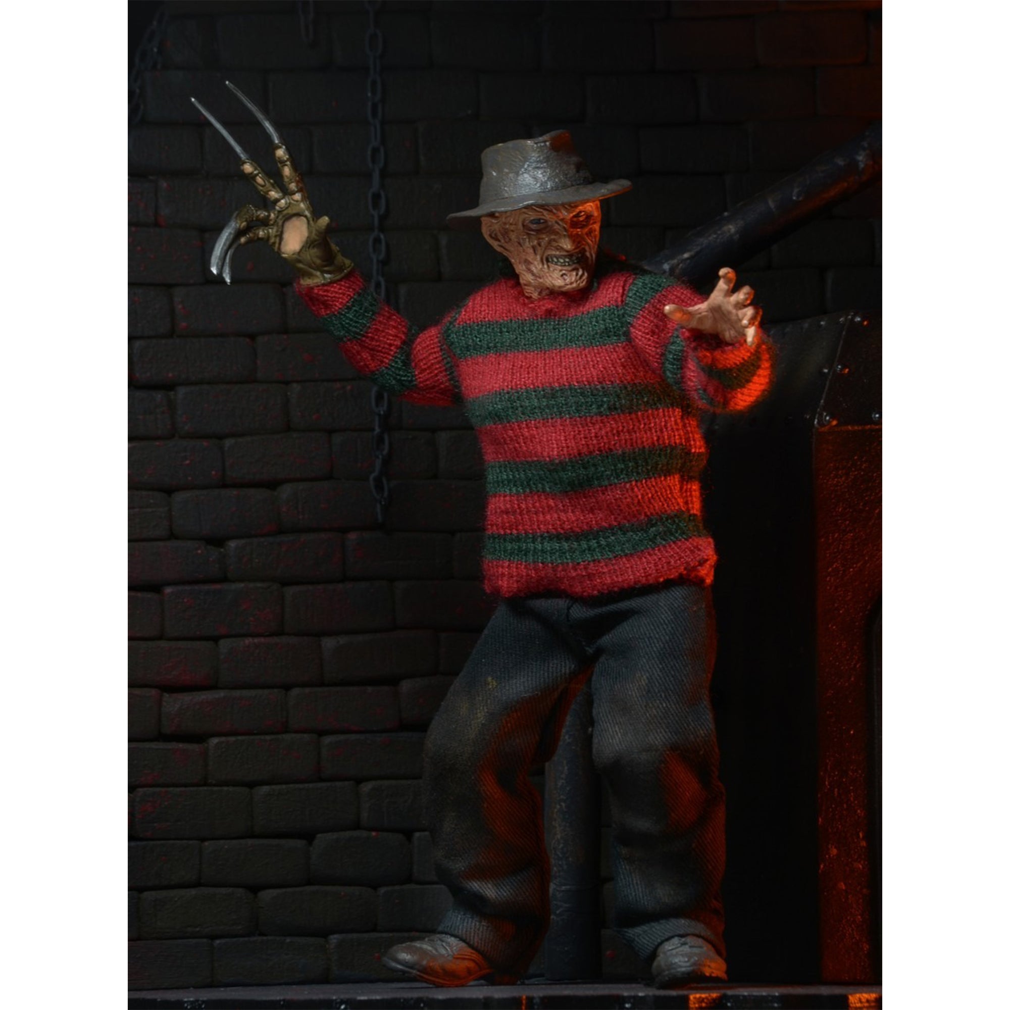 NECA Nightmare On Elm Street Dream Warriors Freddy Kreuger Retro Clothed Action Figure 20cm