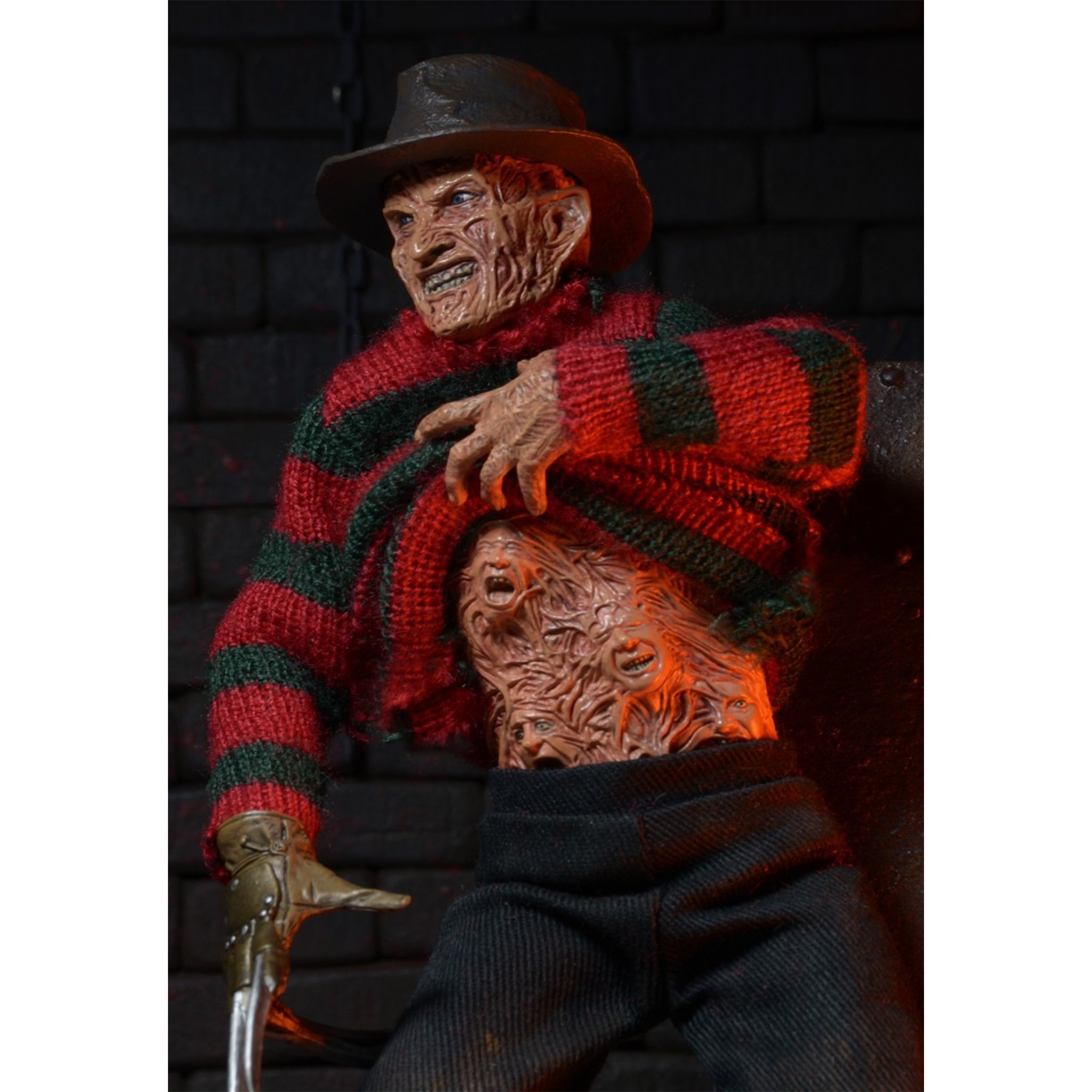 NECA Nightmare On Elm Street Dream Warriors Freddy Kreuger Retro Clothed Action Figure 20cm