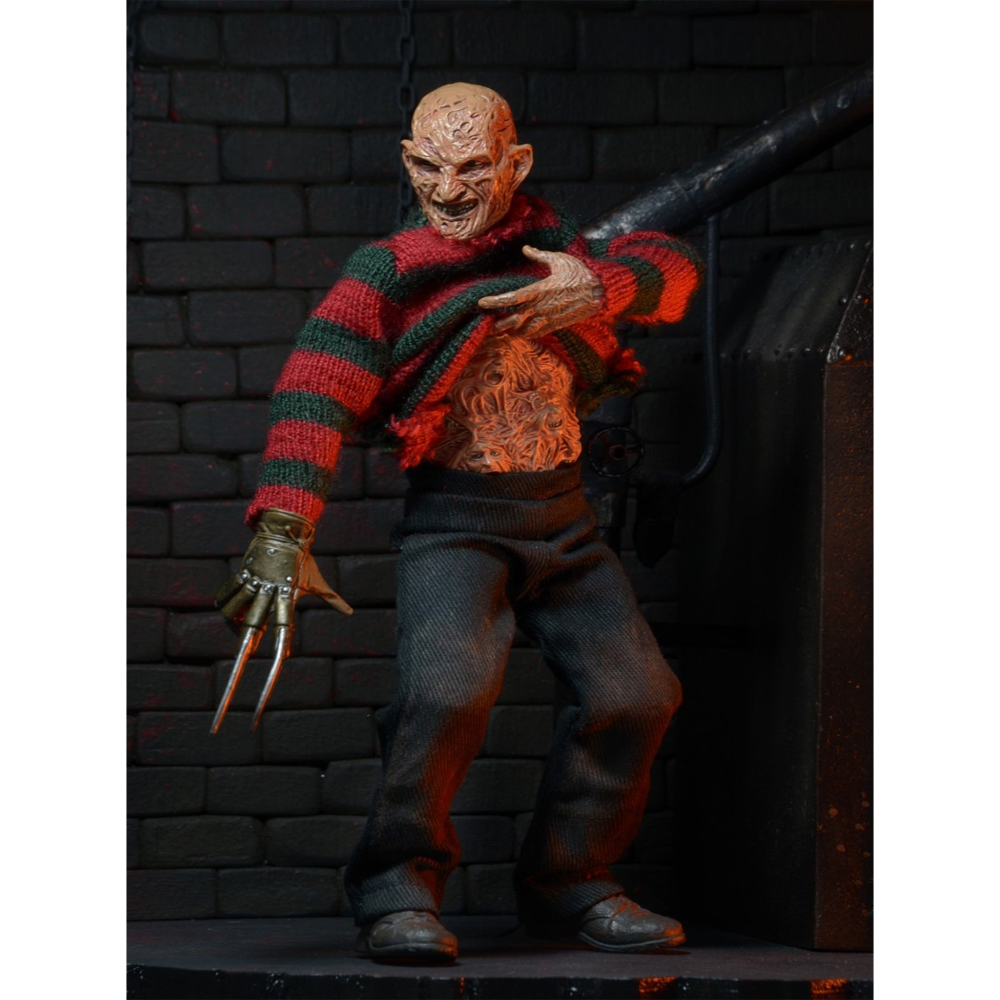 NECA Nightmare On Elm Street Dream Warriors Freddy Kreuger Retro Clothed Action Figure 20cm