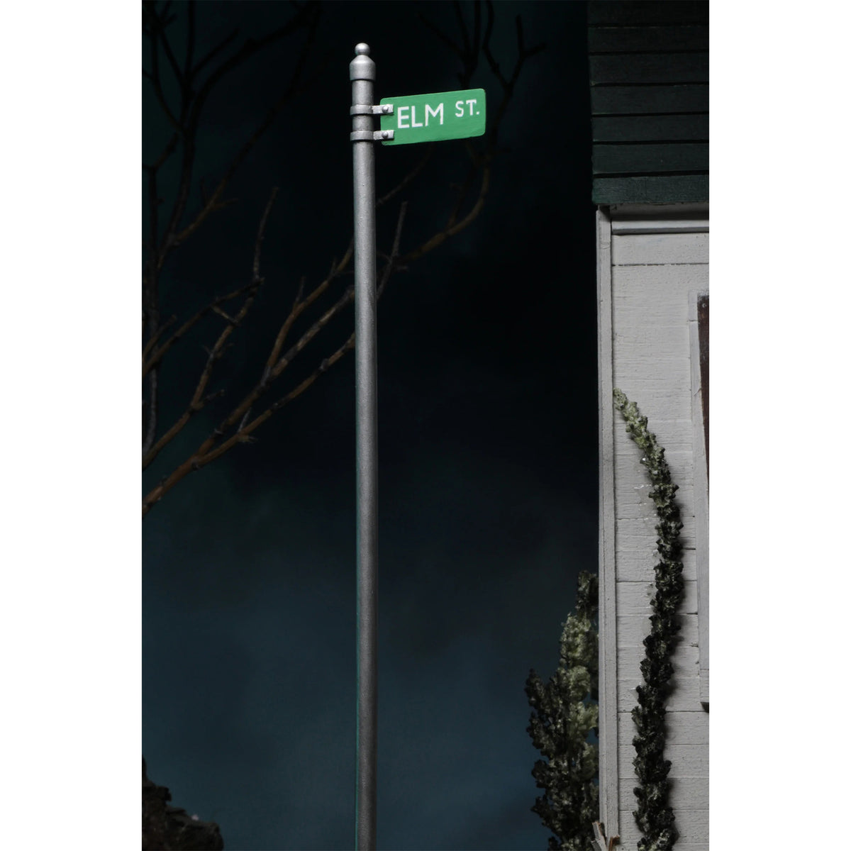 NECA Nightmare on Elm Street Freddy Krueger Deluxe Accessory Set – photo 7 of 11