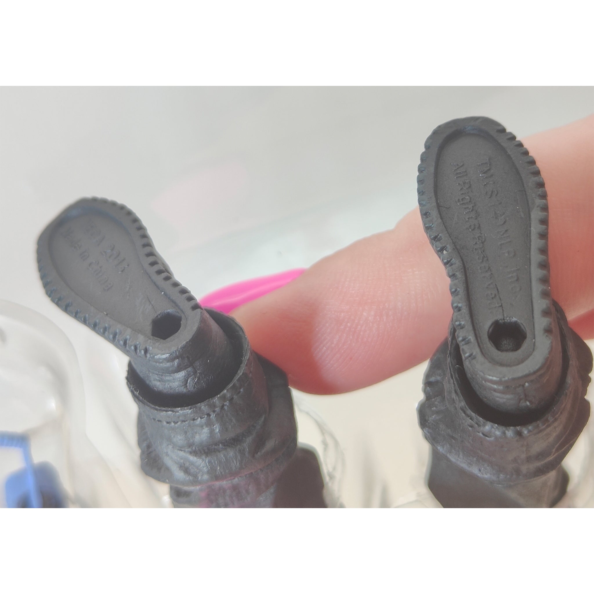 NECA Nightmare On Elm Street Ultimate Freddy Krueger Action Figure 18cm - Used – Nightmare on Elm Street, NECA, 18 cm, 2021, pre-owned collector piece, Uncanny Collectibles Dublin Ireland