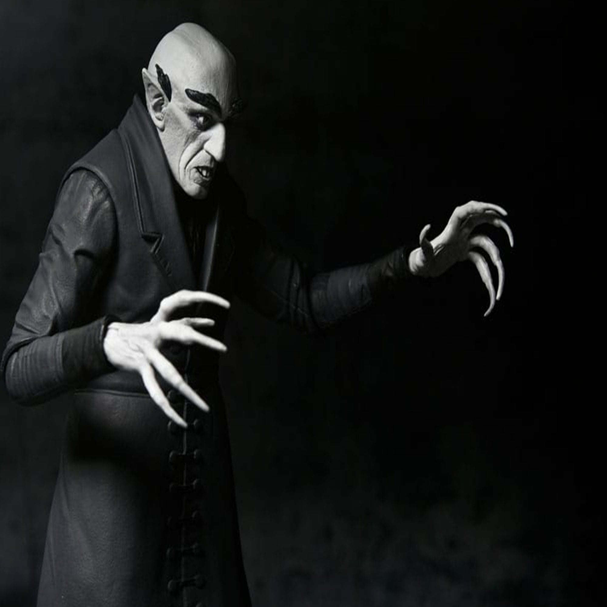NECA Nosferatu 1922 Ultimate Count Orlok Black And White Action Figure 2024 18cm