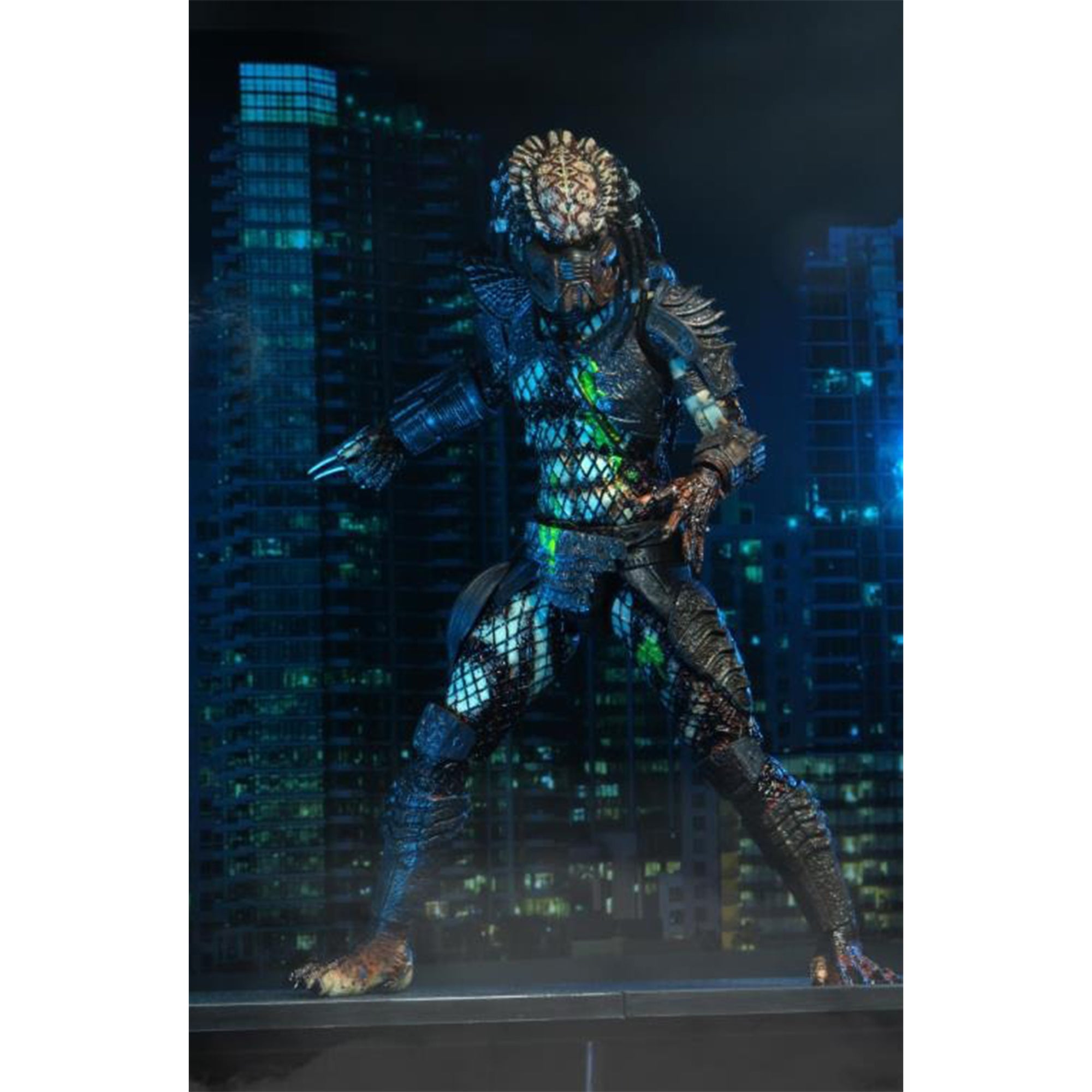 NECA Predator 2 Ultimate Battle Damaged City Hunter Predator Action Figure 20cm