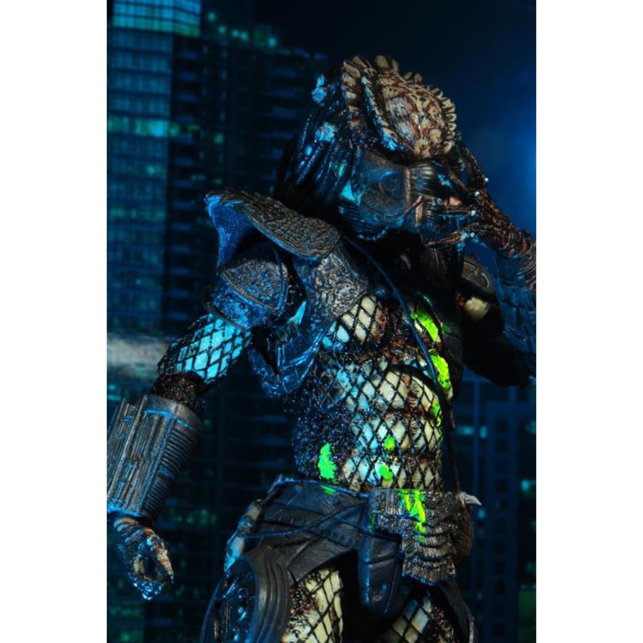 NECA Predator 2 Ultimate Battle Damaged City Hunter Predator Action Figure 20cm