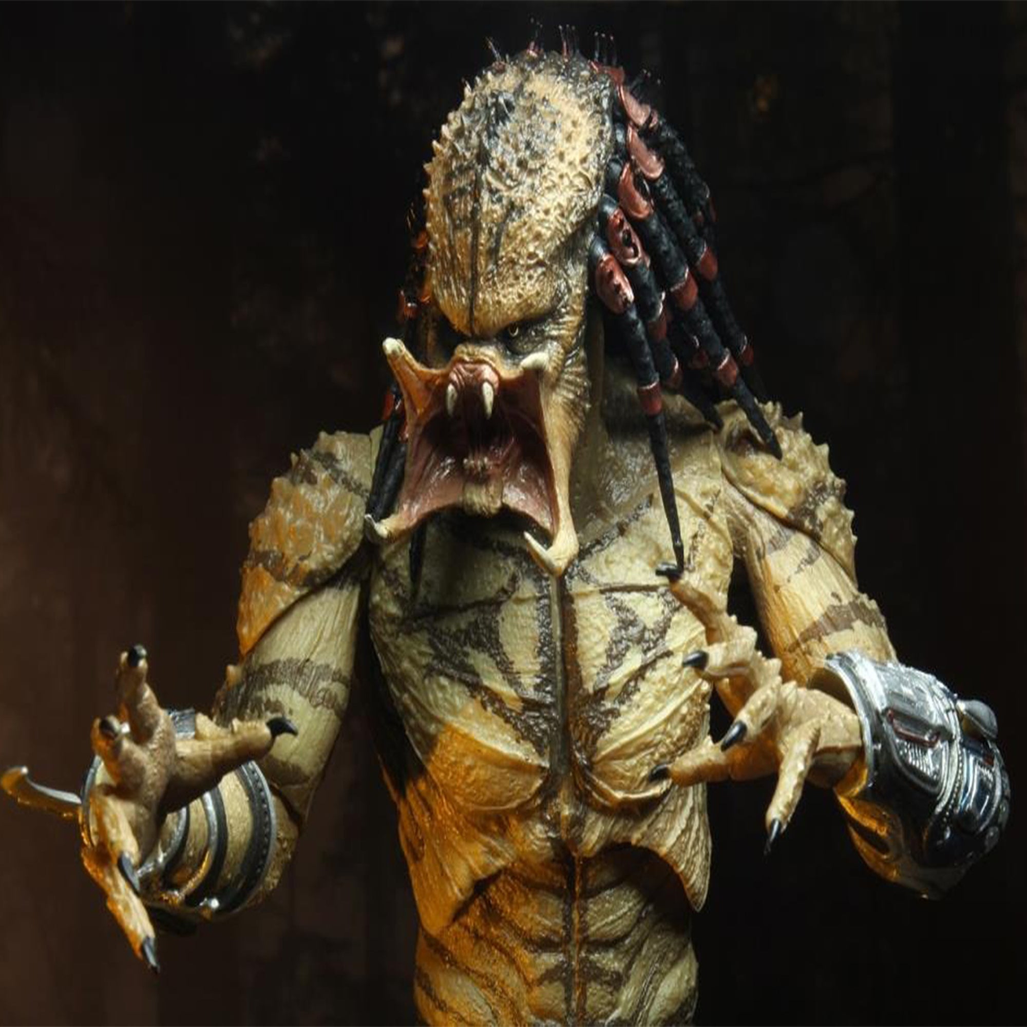 NECA Predator 2018 Deluxe Ultimate Unarmoured Assassin Predator Action Figure 30cm