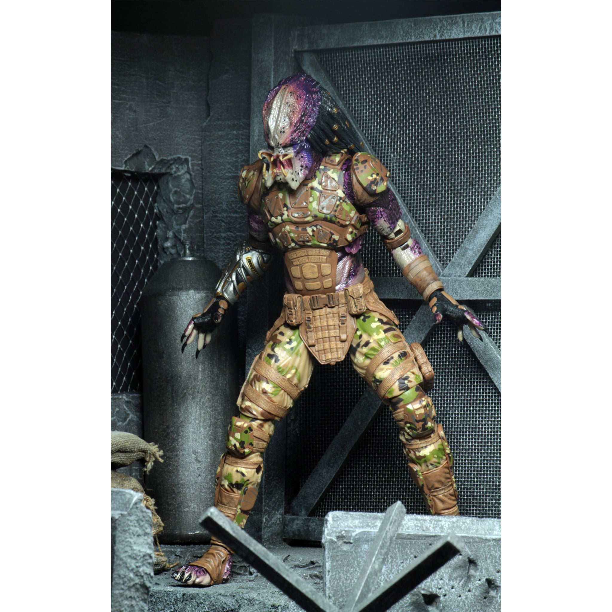 NECA Predator 2018 Ulitmate Emissary 1 Predator Action Figure 20cm