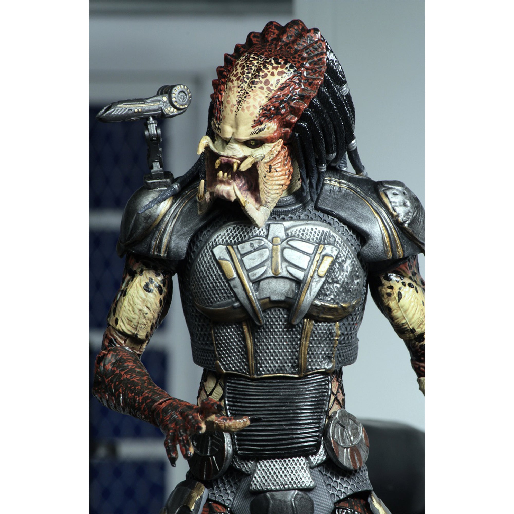 NECA Predator 2018 Ulitmate Fugitive Predator Action Figure 20cm