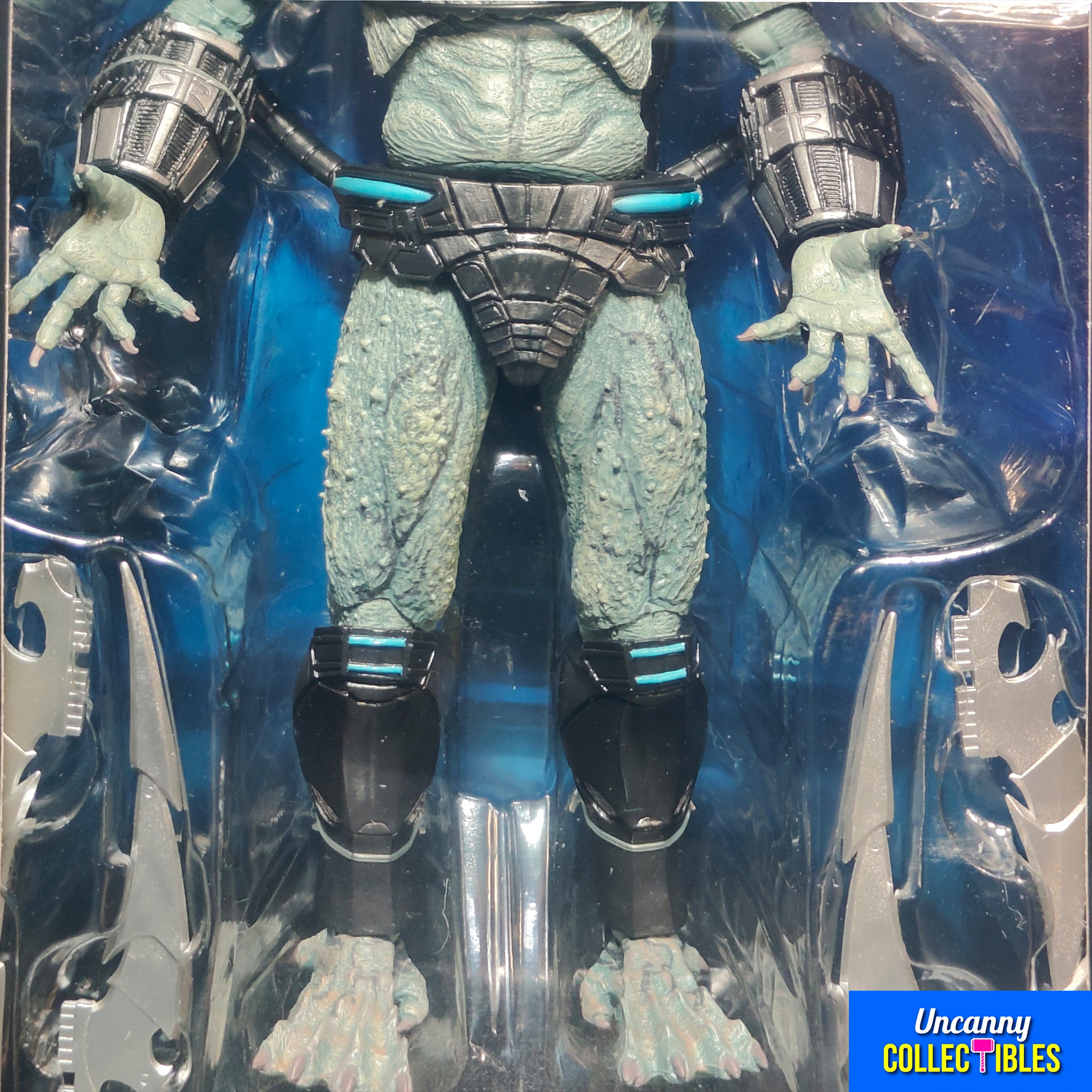 NECA Predator Concrete Jungle Deluxe Ultimate Stone Heart Predator Action Figure 25cm – photo 5 of 22
