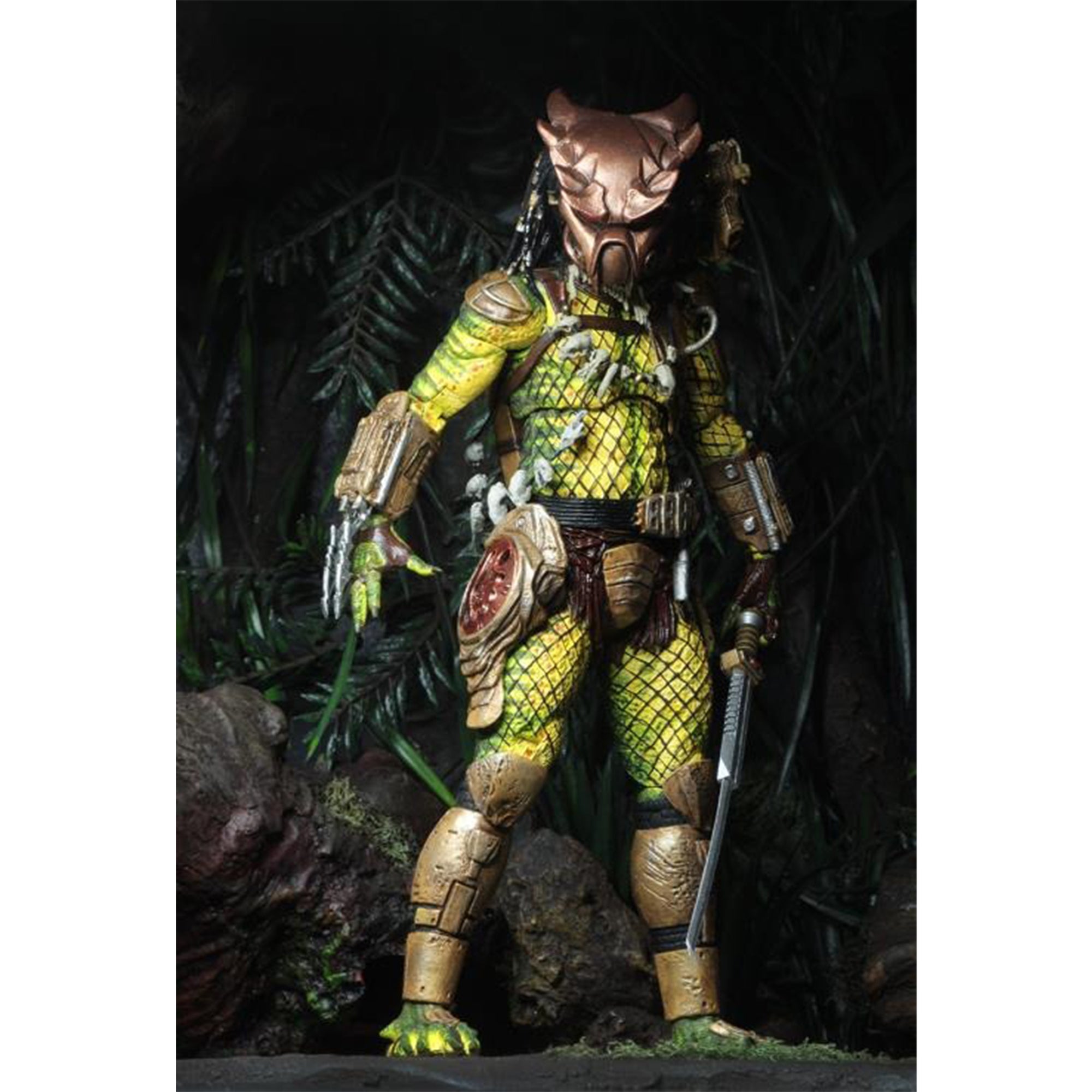 NECA Predator Ultimate Elder The Golden Angel Predator Action Figure 20cm
