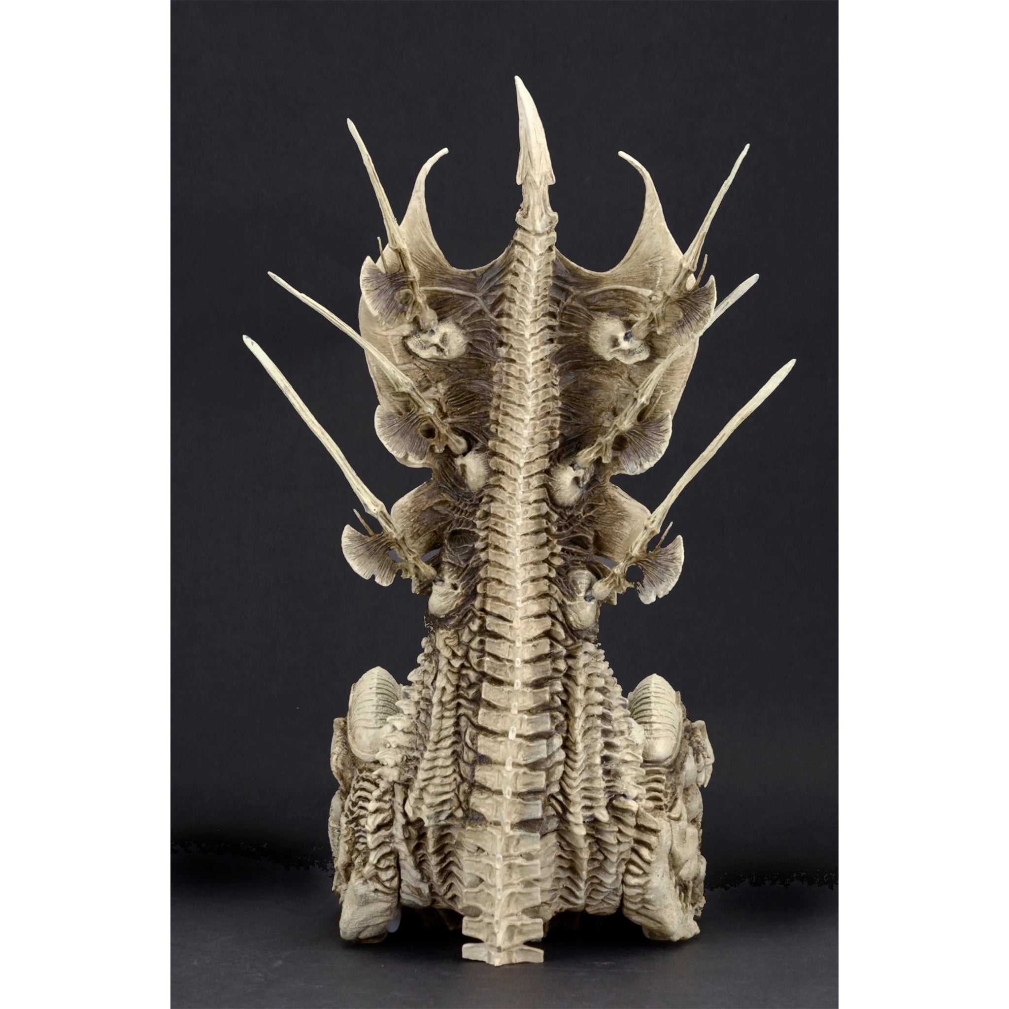 NECA Predator Ultimate Predator Throne 7 Inch Scale Action Figure Diorama – photo 4 of 13