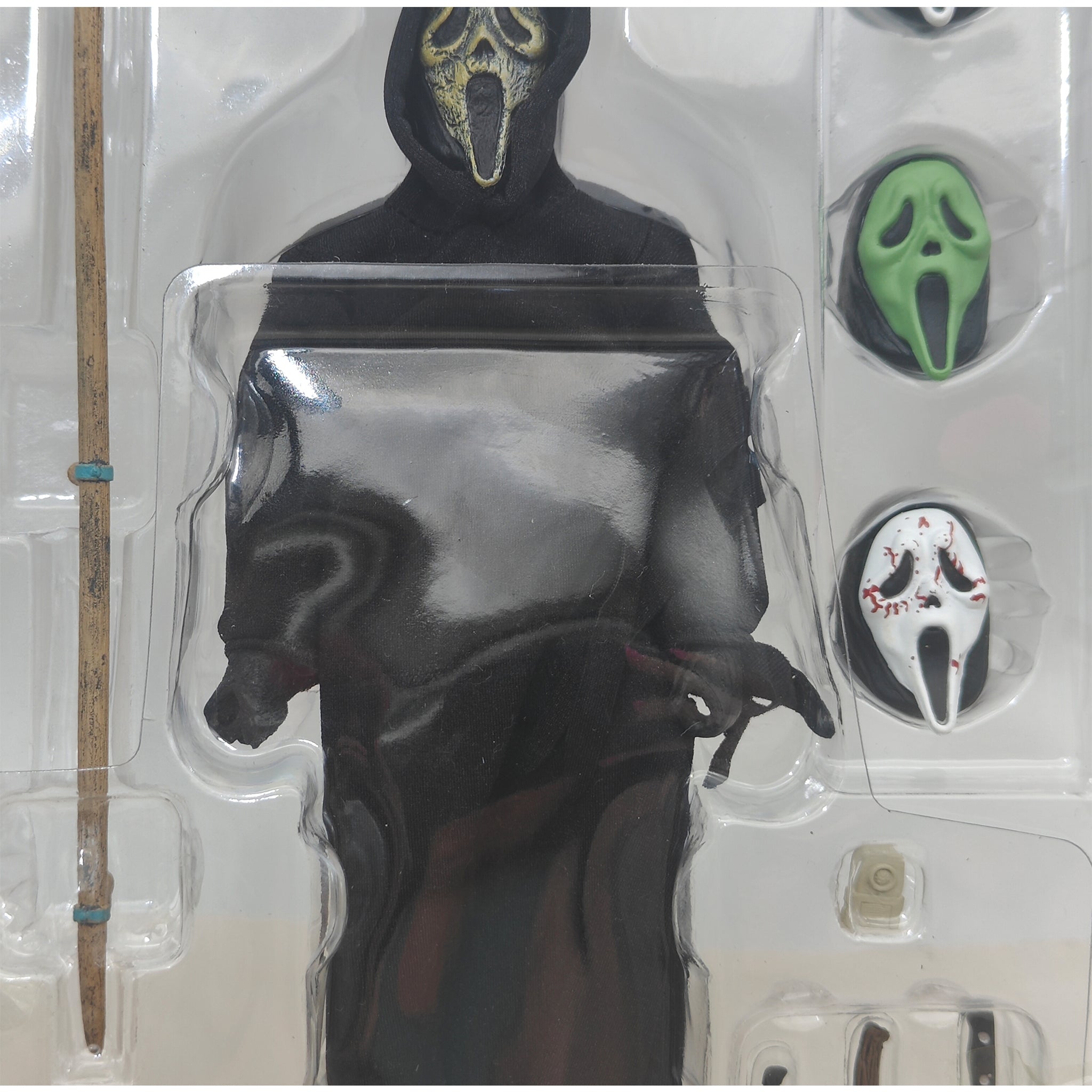 NECA Scream Ultimate Ghostface Action Figure 18cm - Used – Scream, NECA, 18 cm, 2023, pre-owned collector piece, Uncanny Collectibles Dublin Ireland