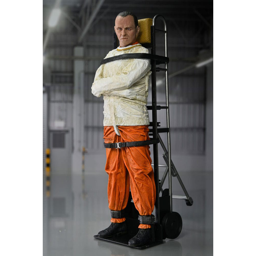 NECA Silence of the Lambs Masked Dr Hannibal Lecter Action Figure 18cm
