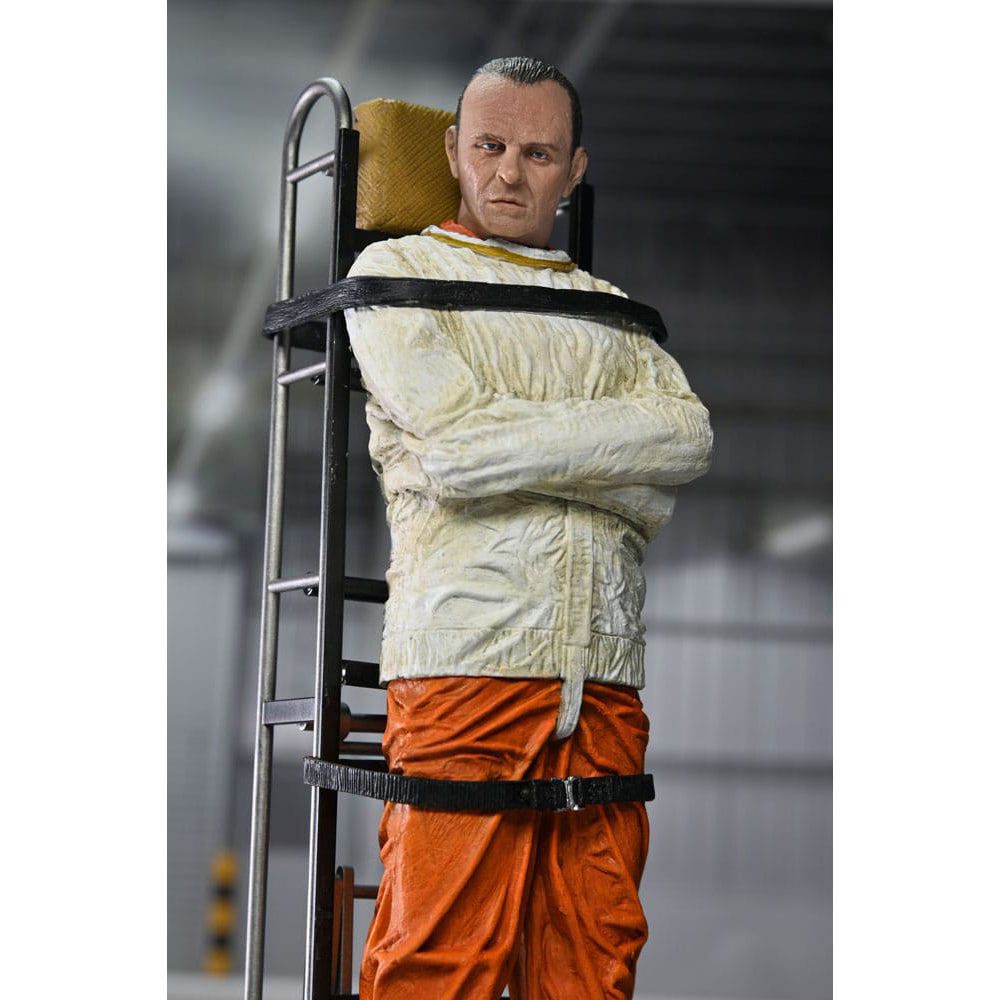 NECA Silence of the Lambs Masked Dr Hannibal Lecter Action Figure 18cm