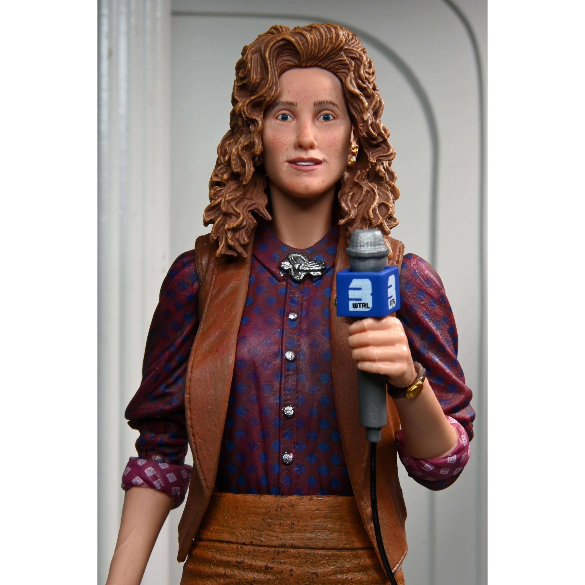 NECA Teenage Mutant Ninja Turtles 1990 Movie Ultimate April O Neill Action Figure – Teenage Mutant Ninja Turtles, NECA, 18 cm, 1990, brand new collector item, Uncanny Collectibles Dublin Ireland