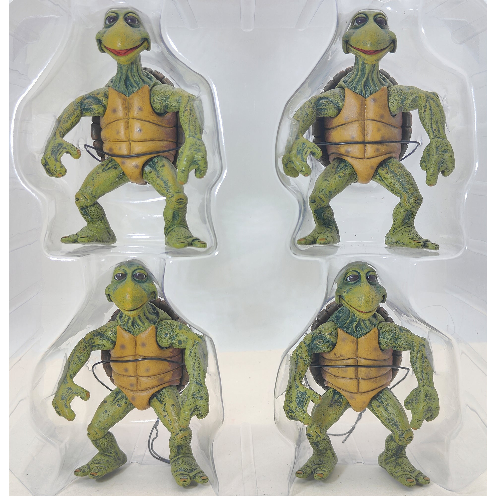 NECA Teenage Mutant Ninja Turtles Baby Turtles 1990s Movie 1:4 Scale Action Figure Set  2019