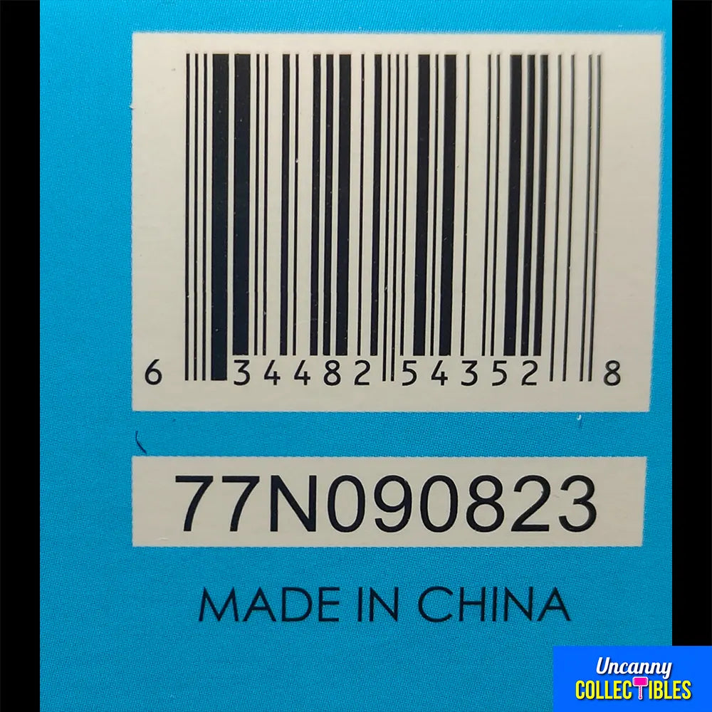 NECA Teenage Mutant Ninja Turtles Leonardo Ultimate Pizza Club VHS Action Figure